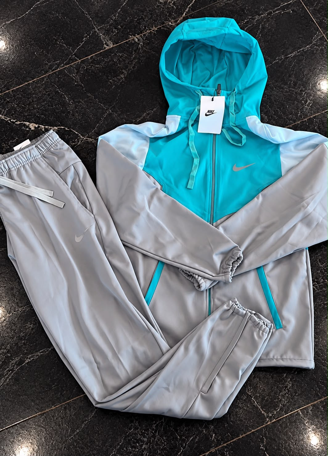 CHANDAL NIKE MILLER