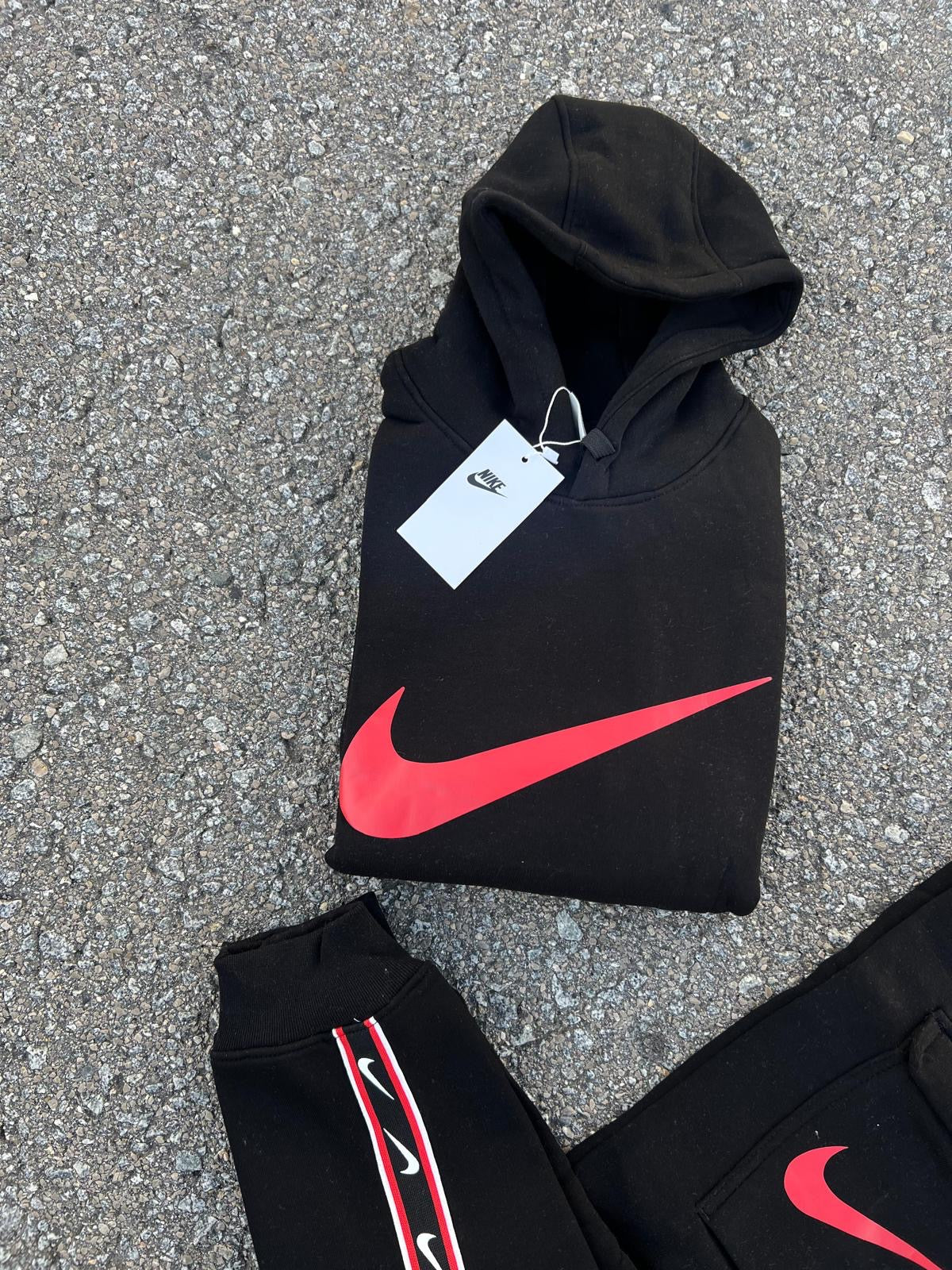 CHANDAL NIKE REPEAT