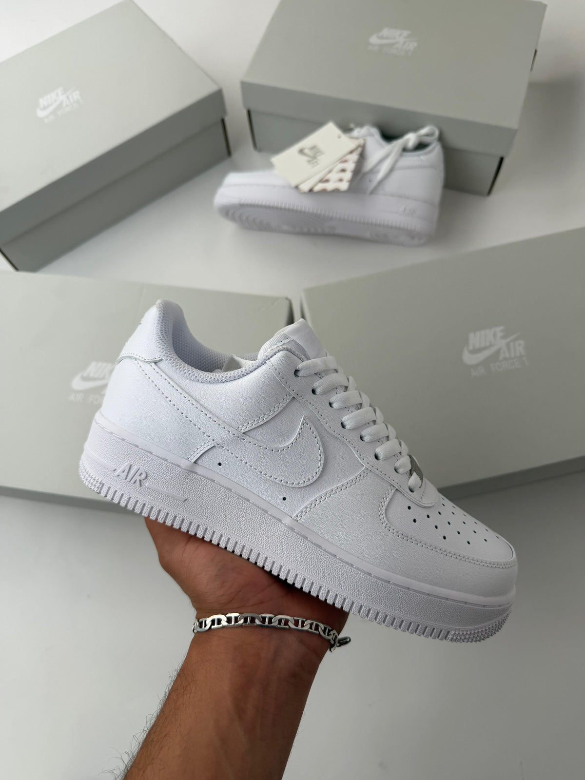 NIKE AIRFORCE