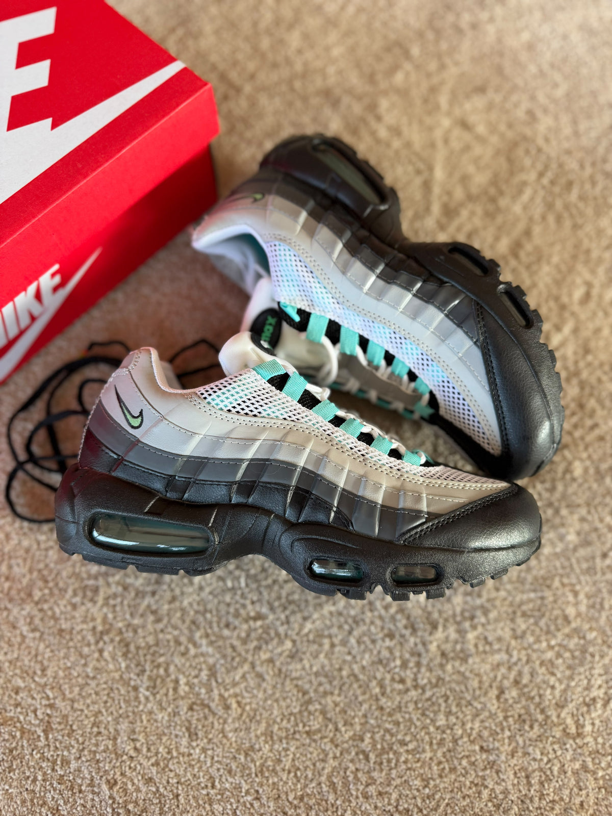 NIKE AIRMAX 95