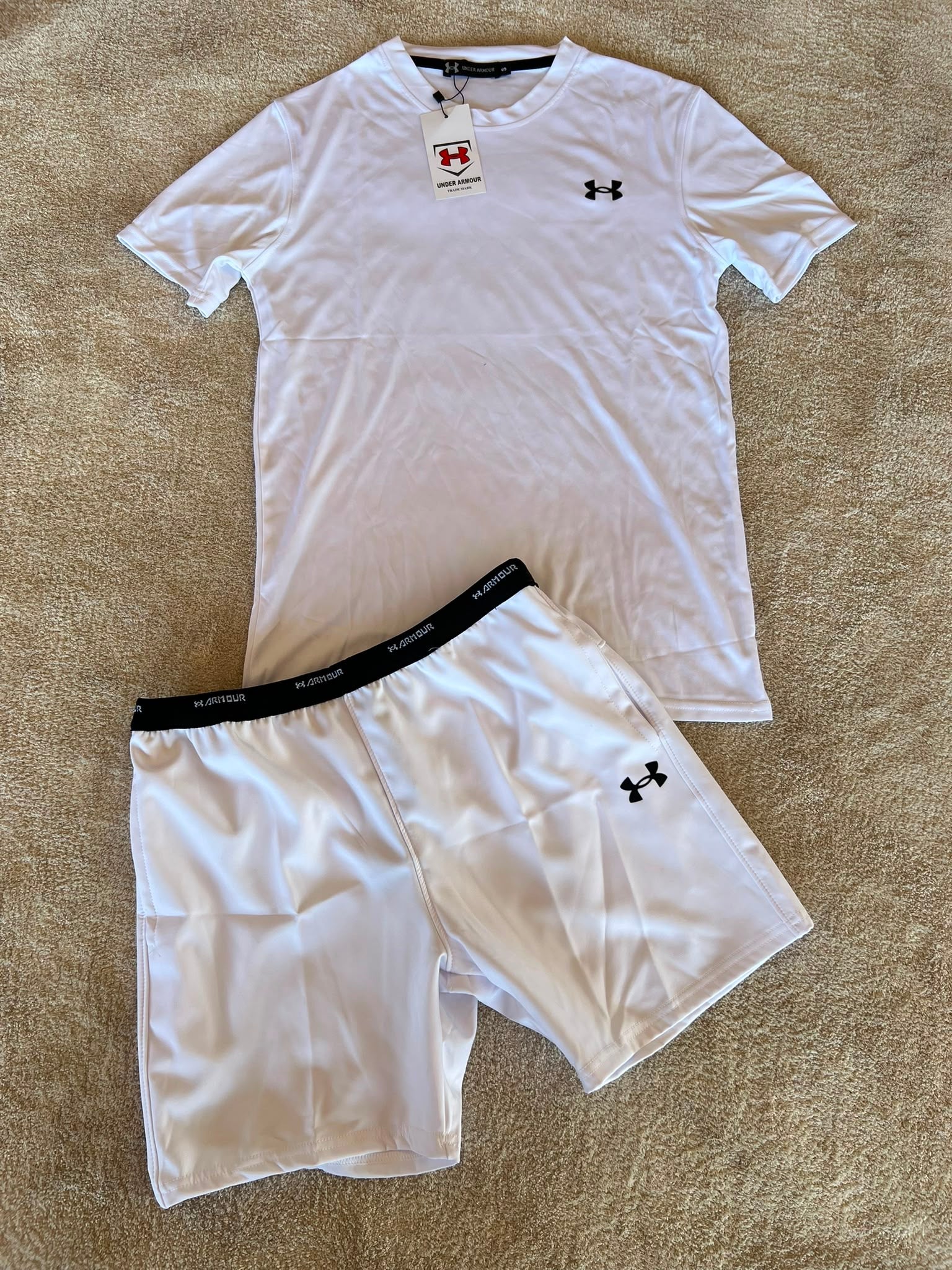 UNDER ARMOUR CONJUNTO CORTO