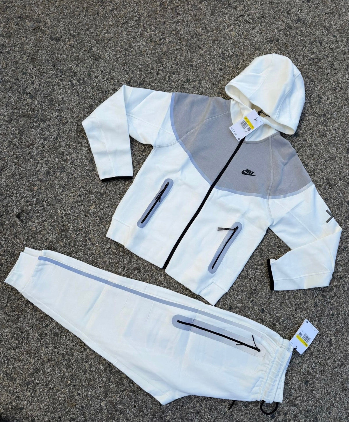 CHANDAL NIKE TECH