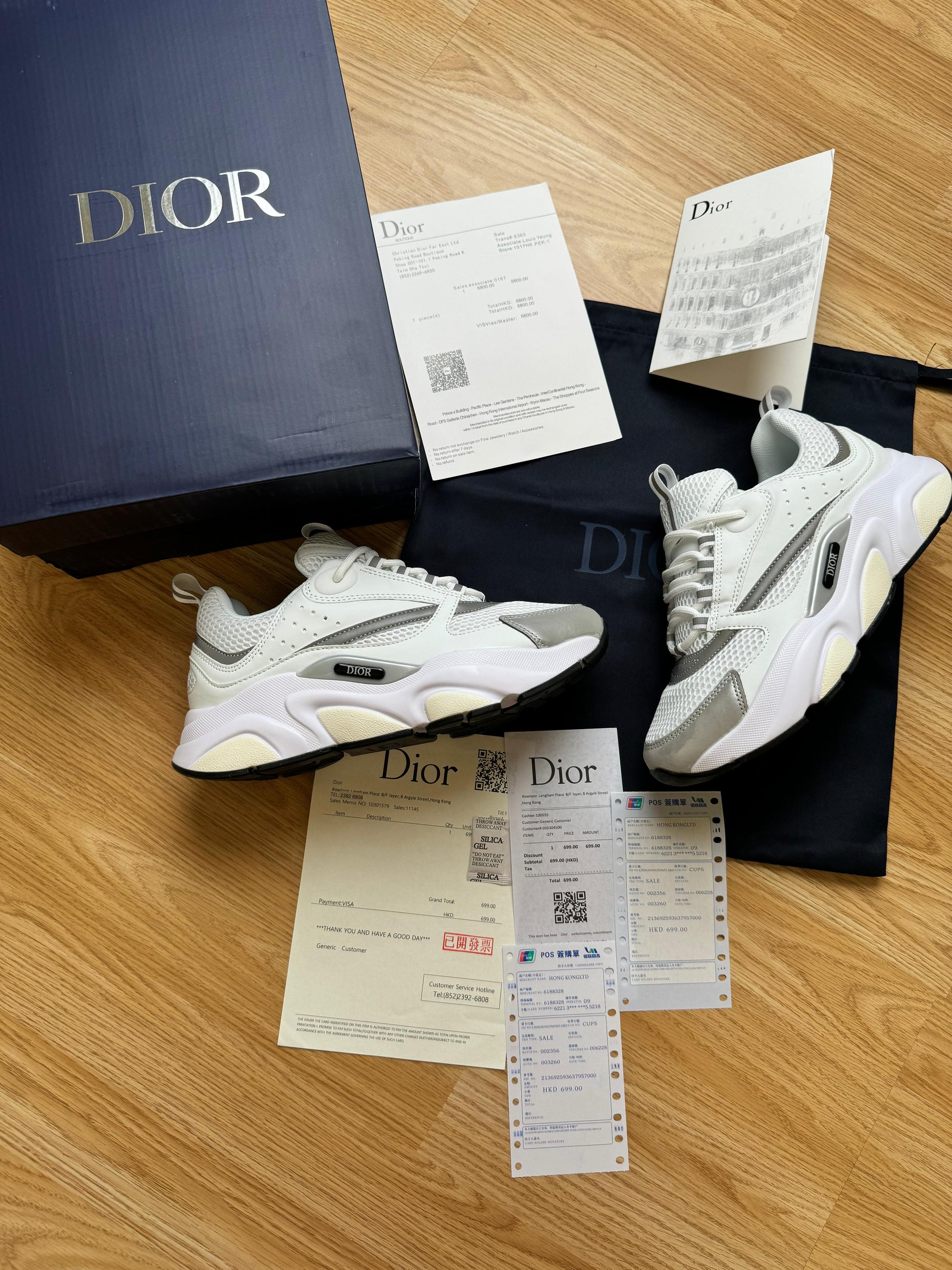DIOR B22
