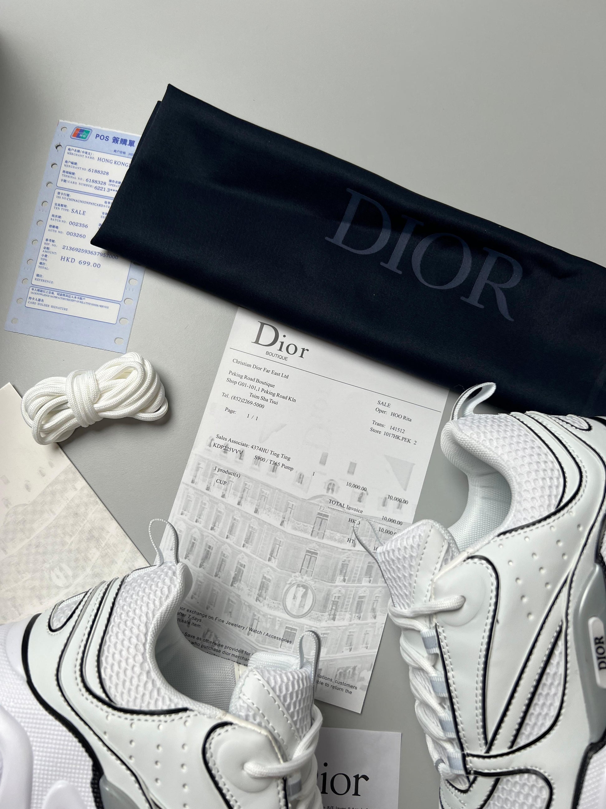 DIOR B22