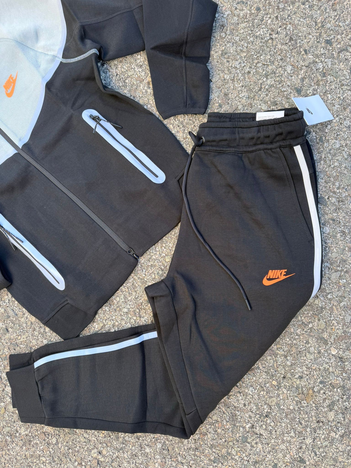 CHANDAL NIKE TECH