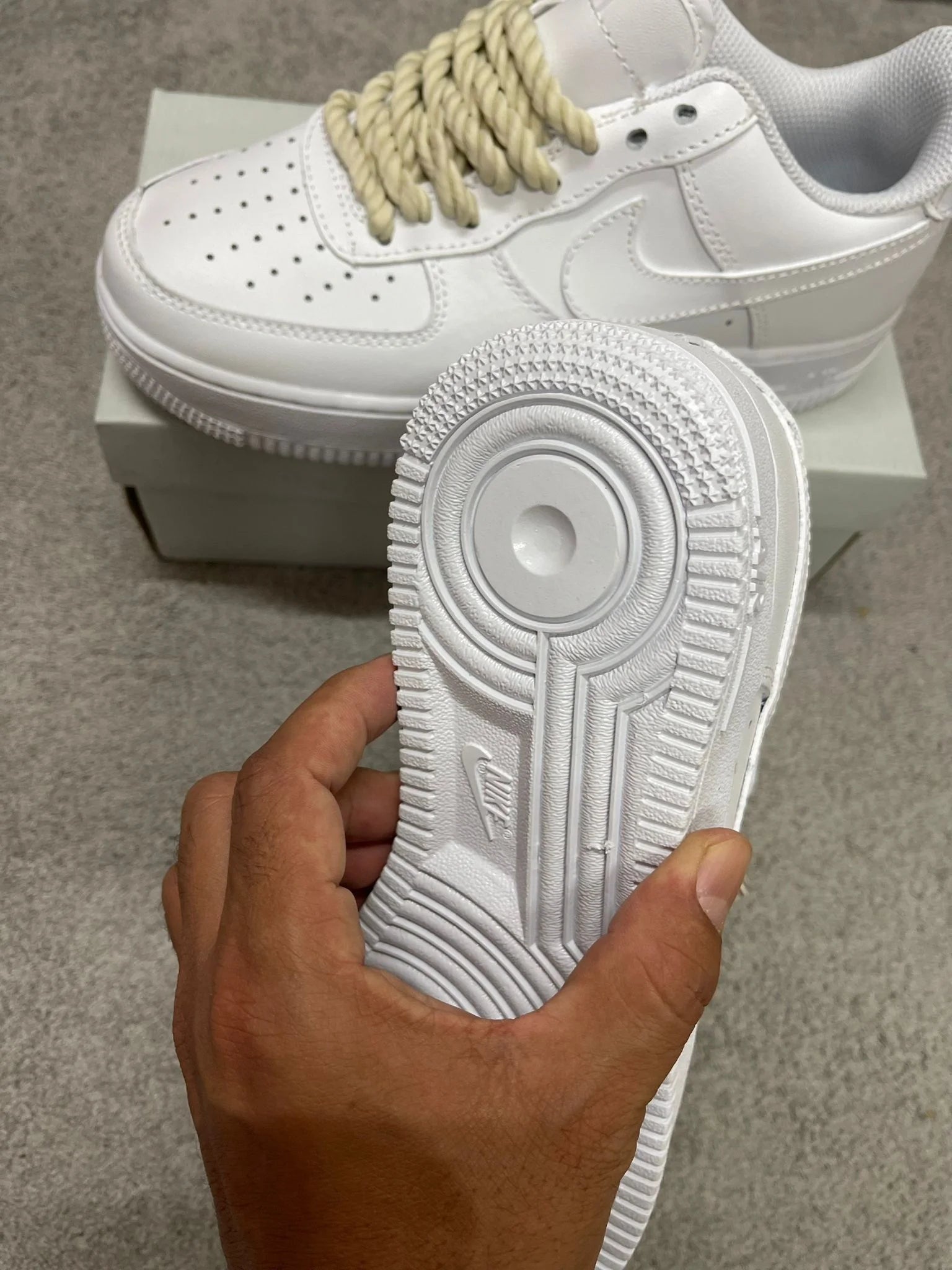 NIKE AIRFORCE