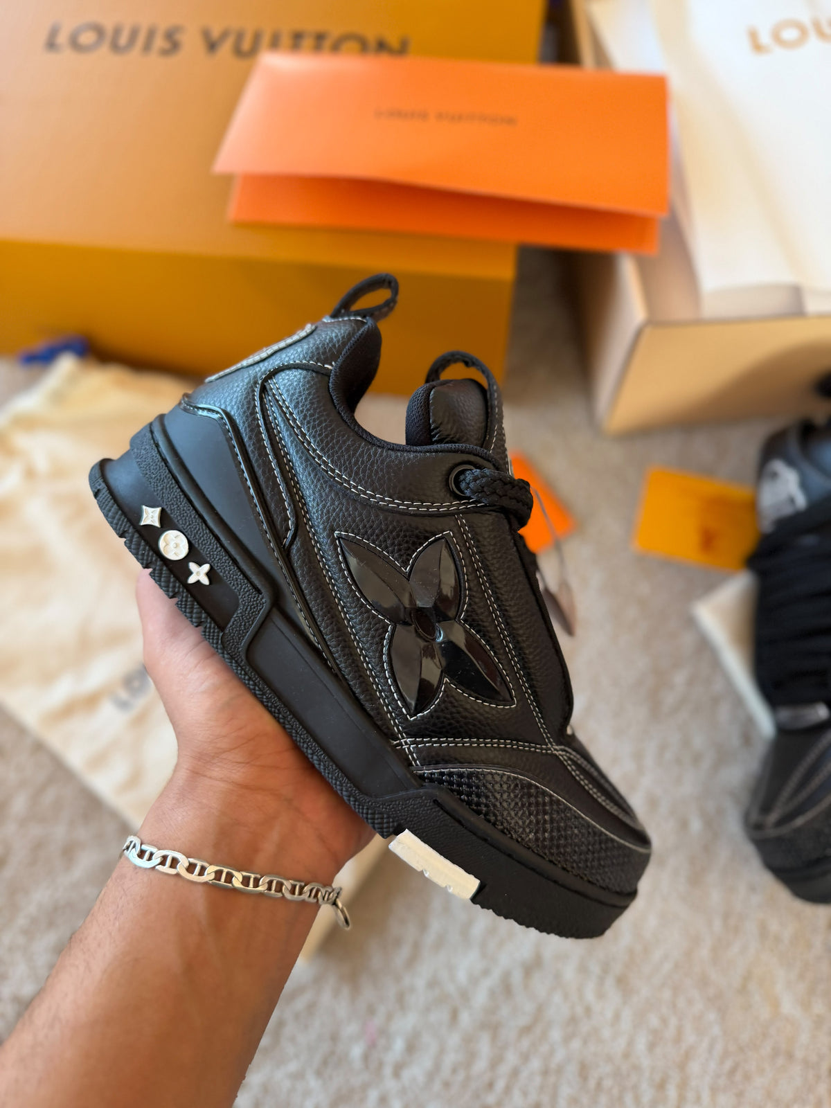 LOUIS VUITTON SKATE