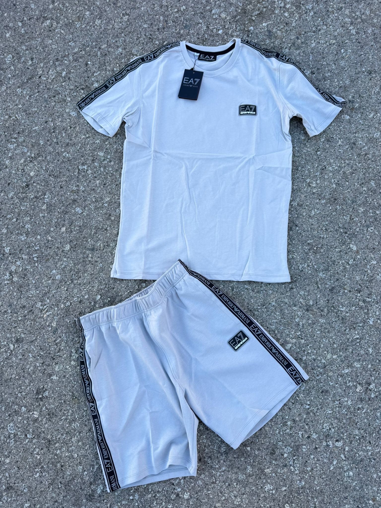 EMPORIO ARMANI CONJUNTO CORTO