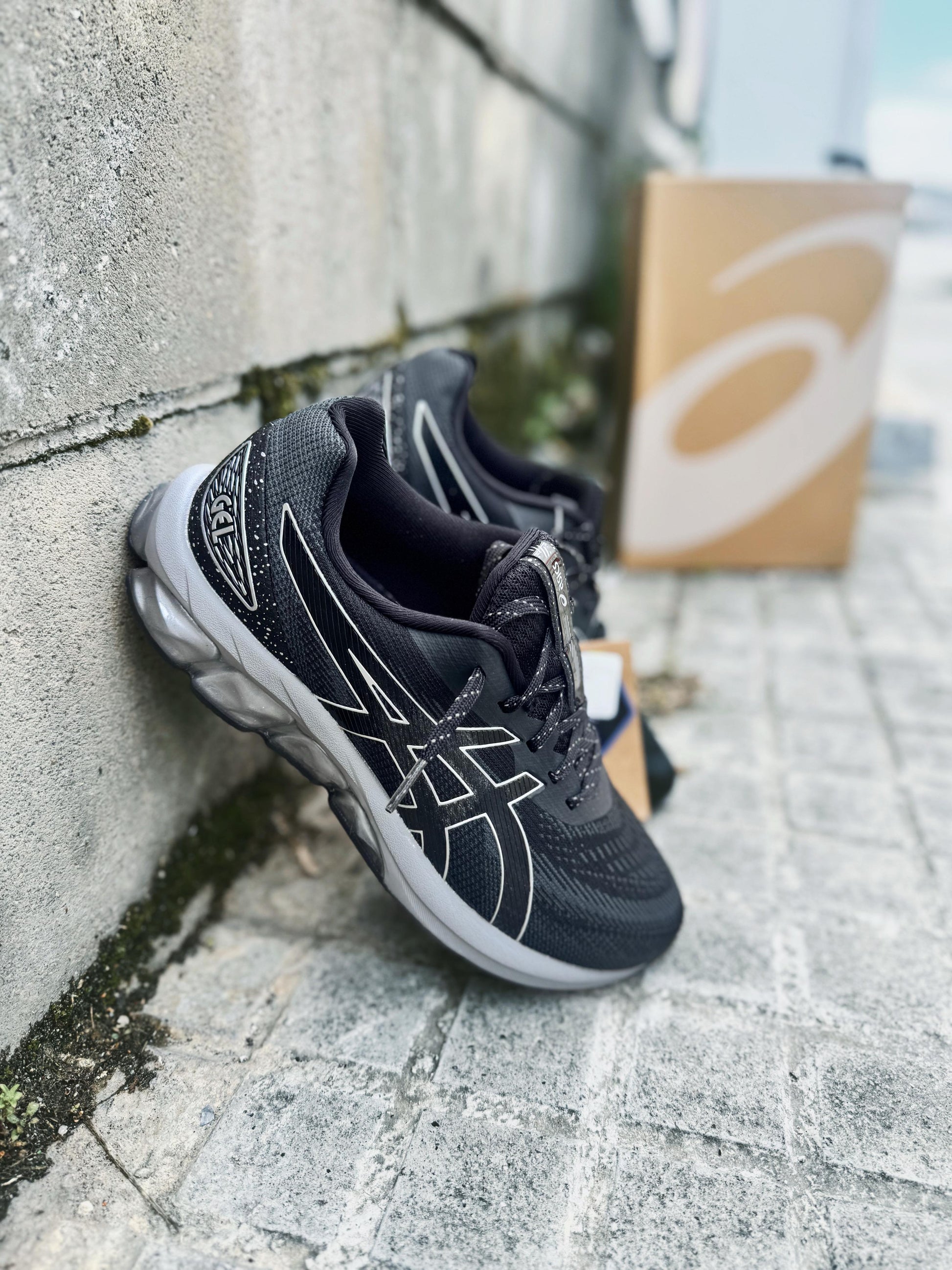 ASICS ZAPAS