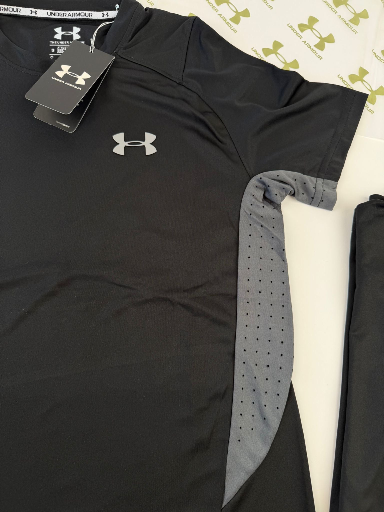 UNDER ARMOUR 2026