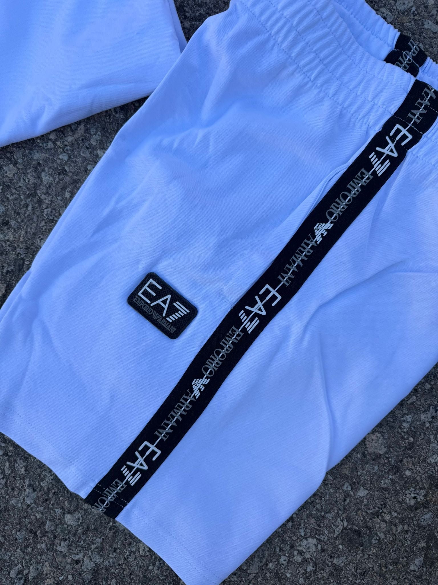 EMPORIO ARMANI CONJUNTO CORTO