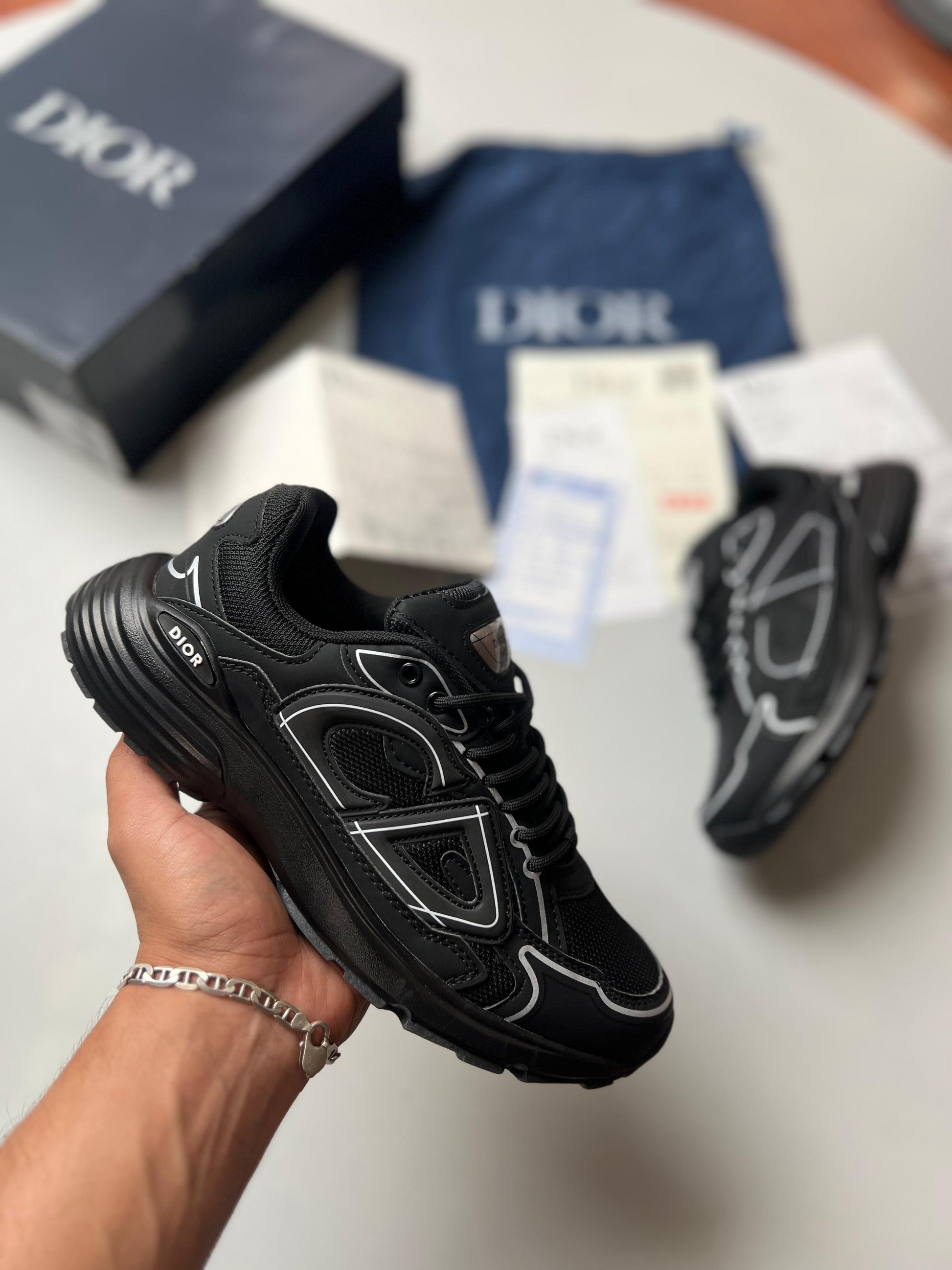 DIOR B30