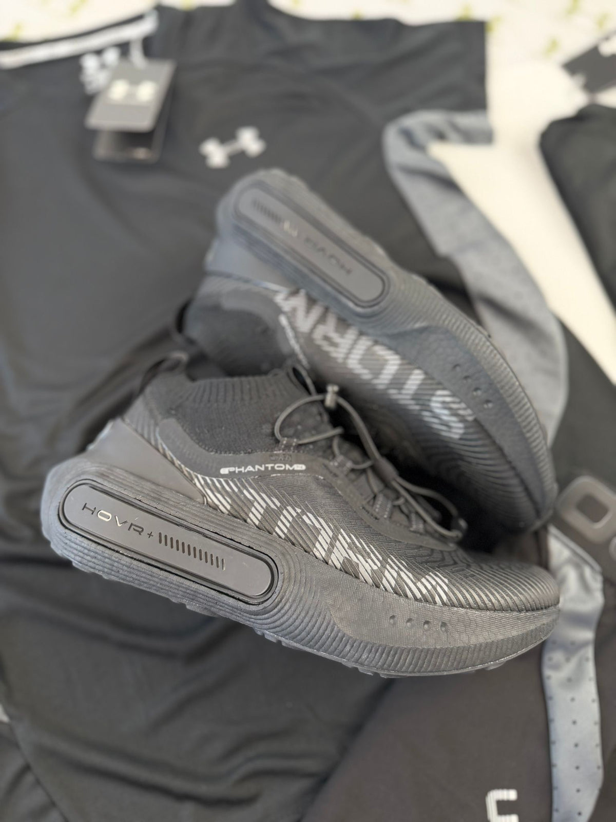 UNDER ARMOUR STORM