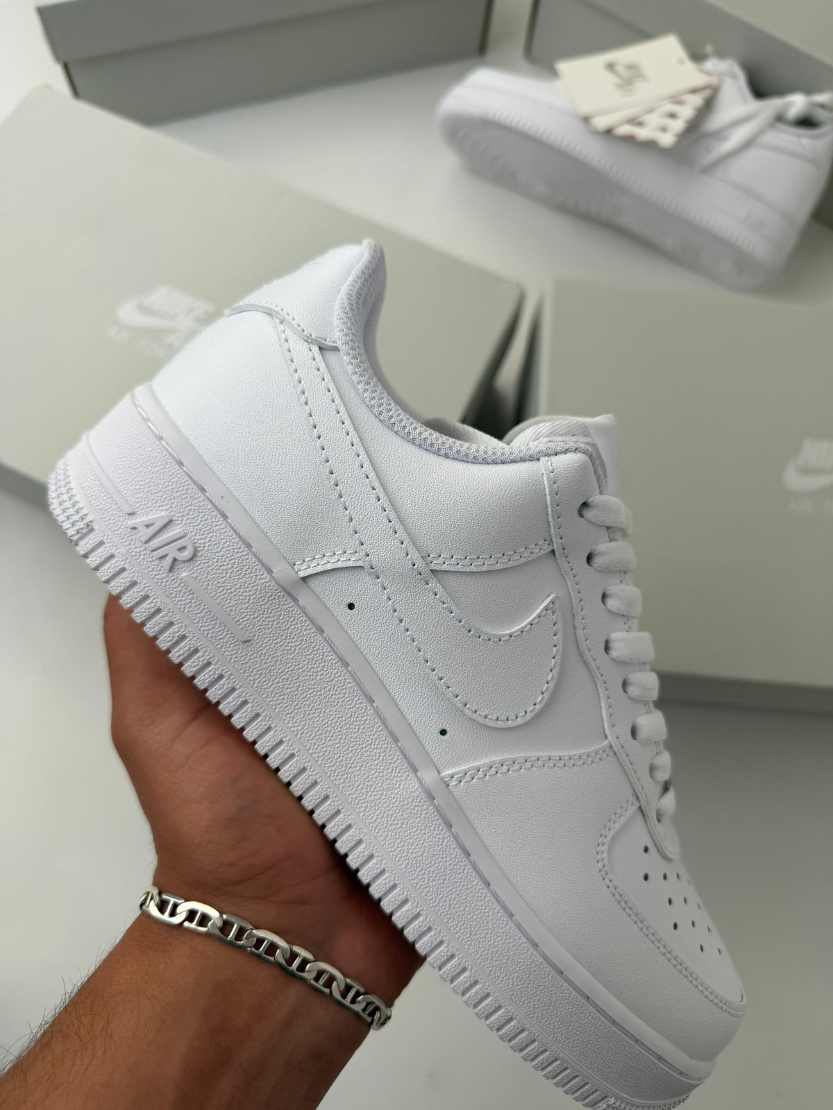 NIKE AIRFORCE