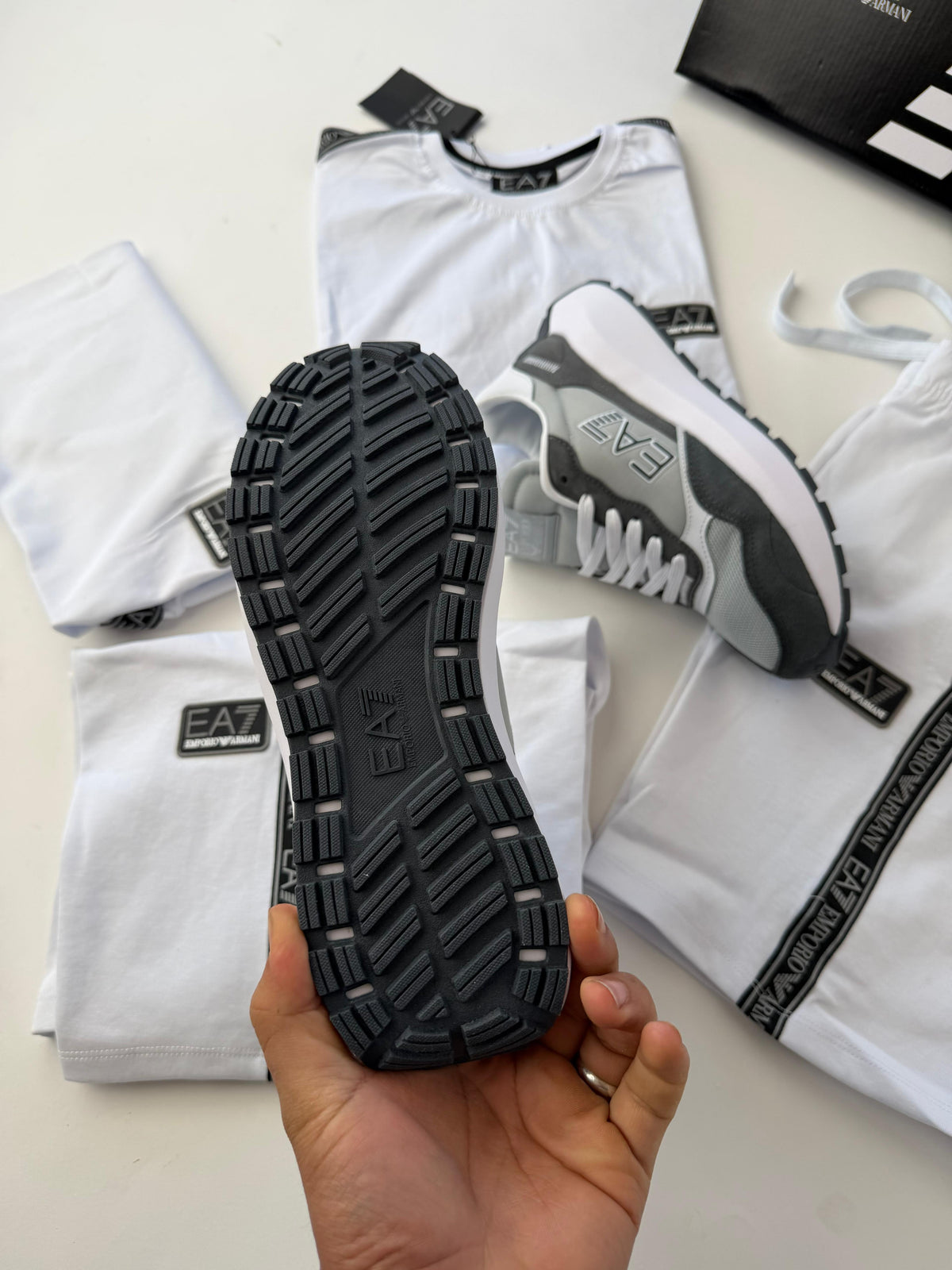 ZAPAS ARMANI EA7
