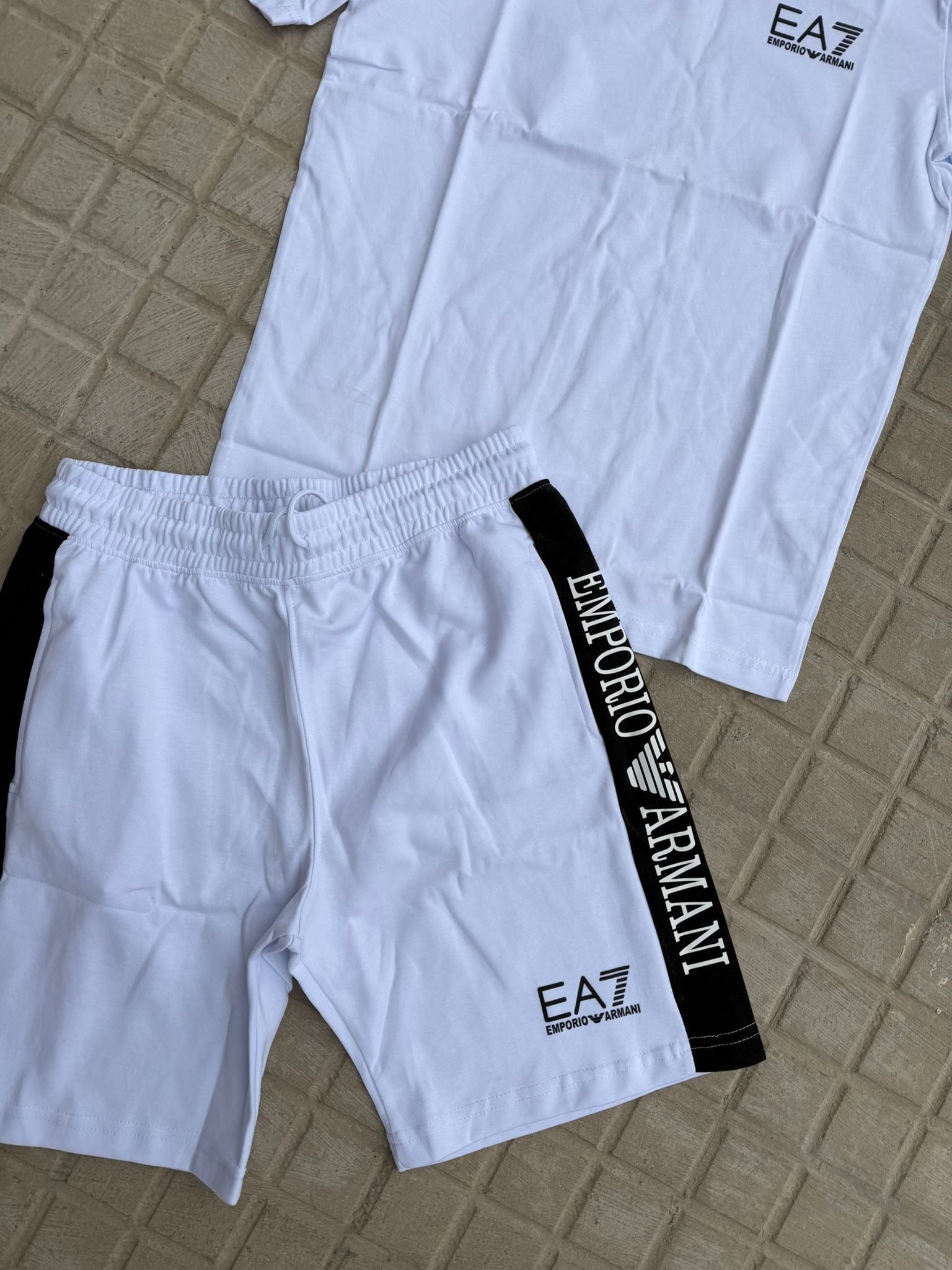 EMPORIO ARMANI CONJUNTO CORTO