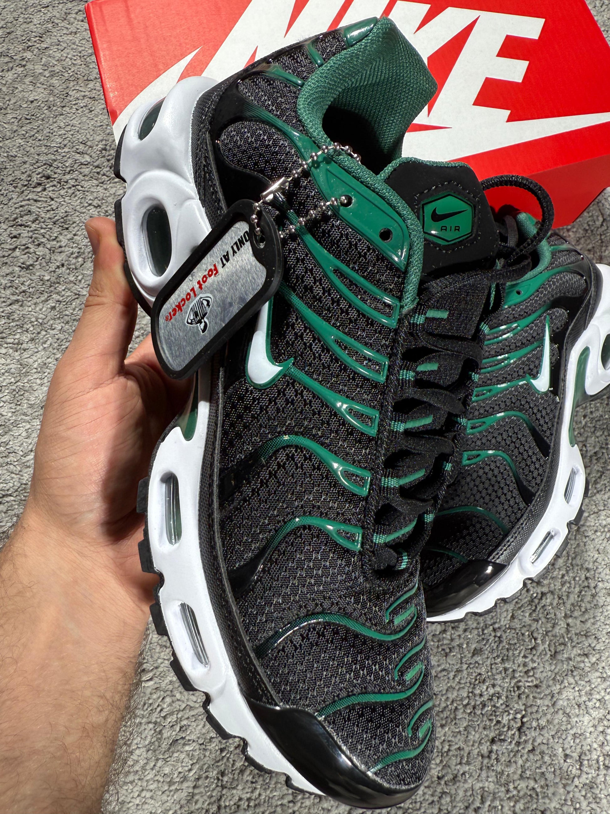 NIKE TN