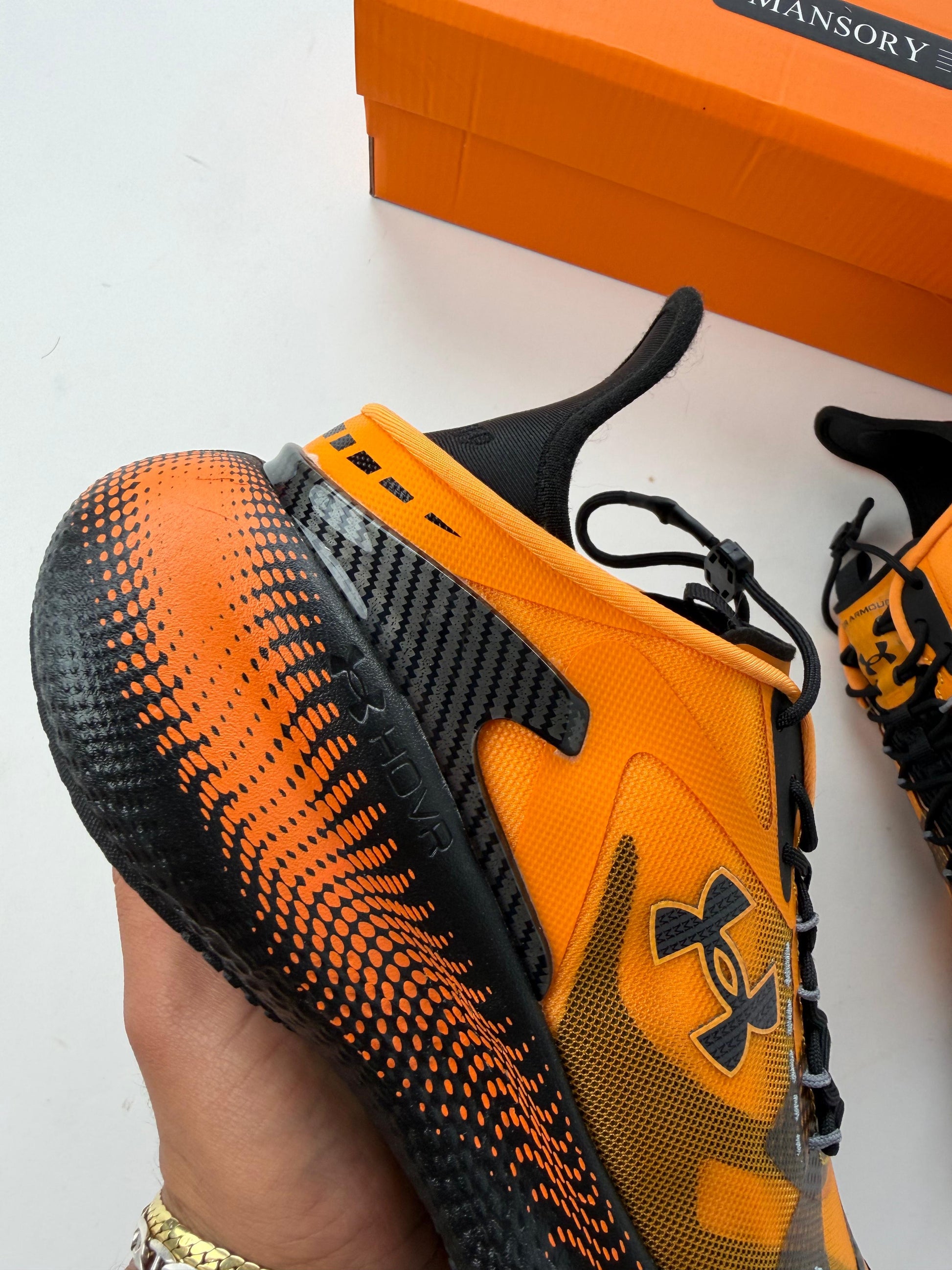 UNDER ARMOUR UA ECHO