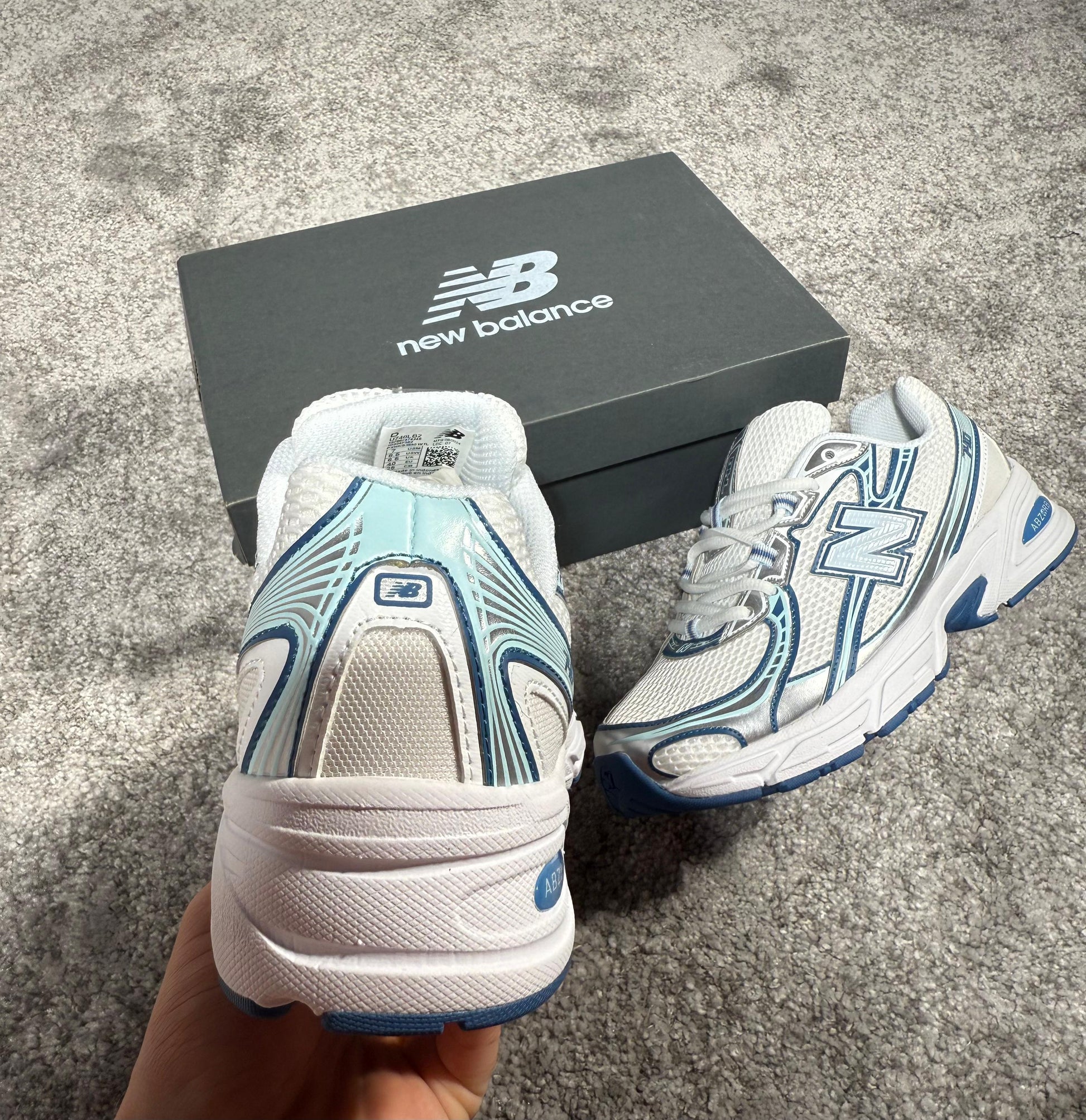 NEW BALANCE