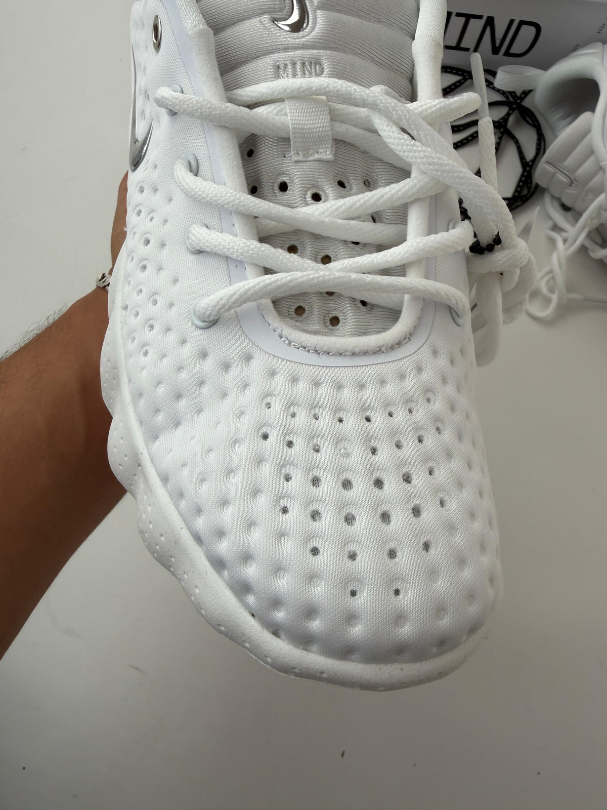 NIKE MIND 002