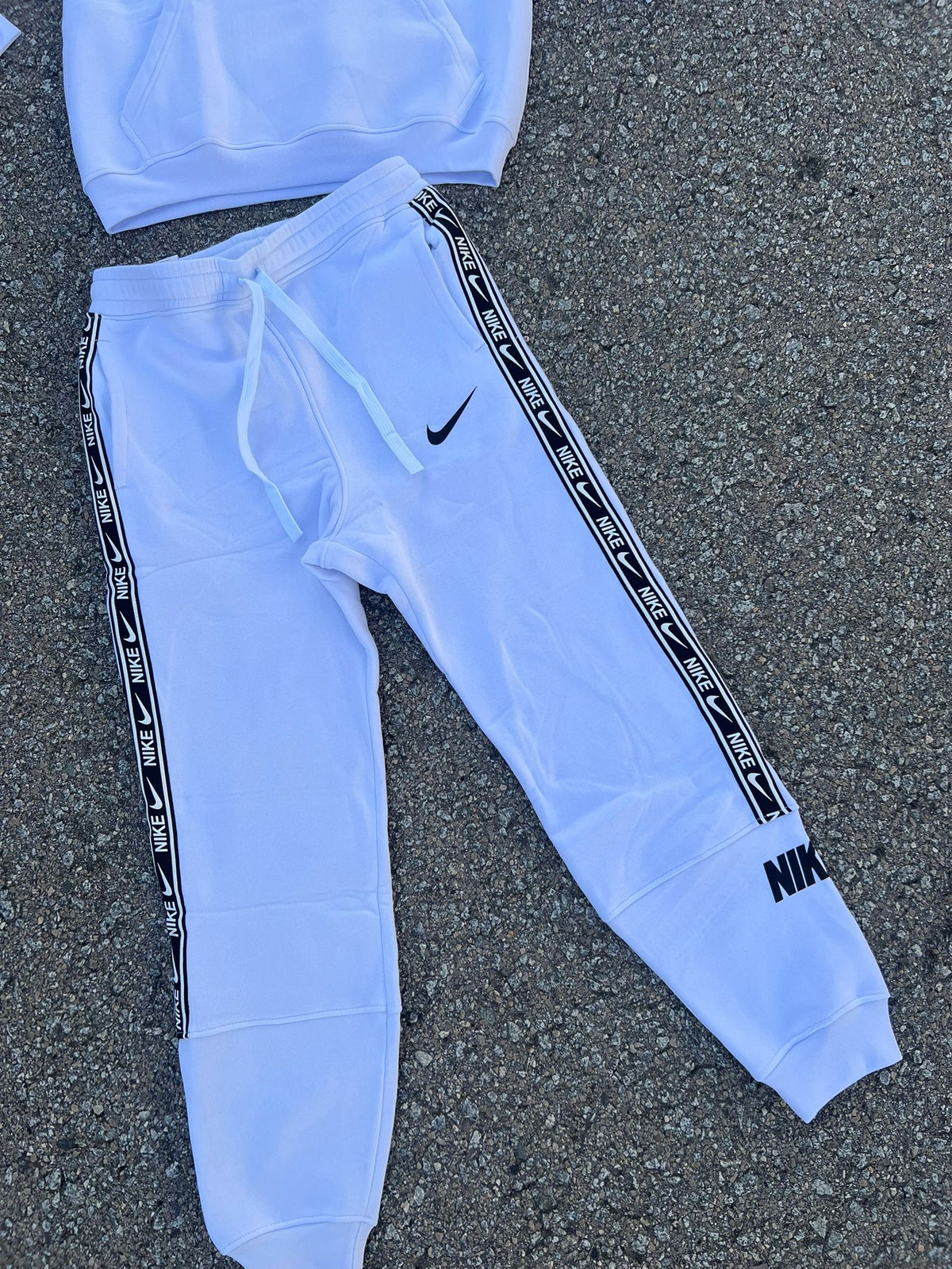 CHANDAL NIKE REPEAT