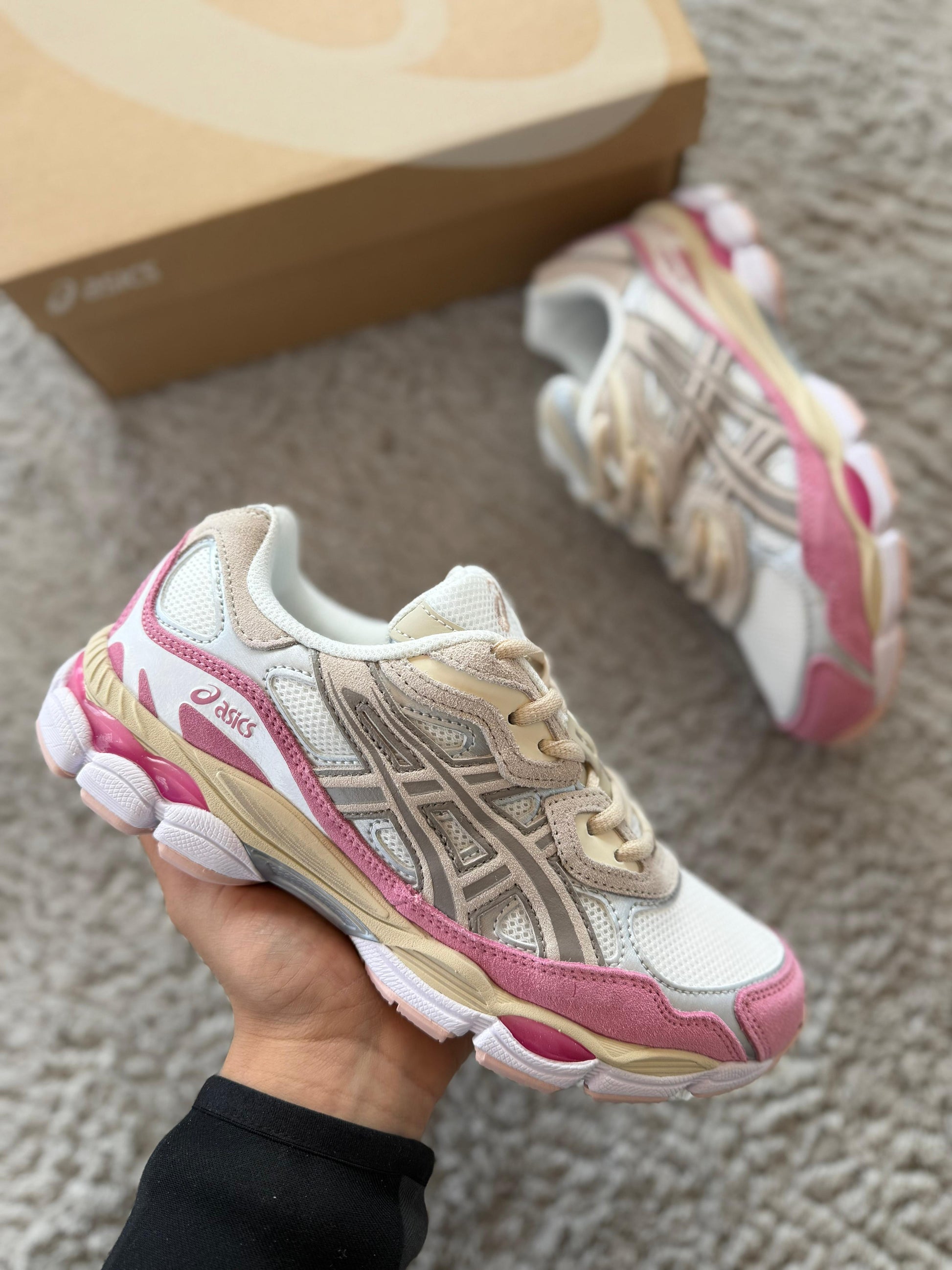 ASICS