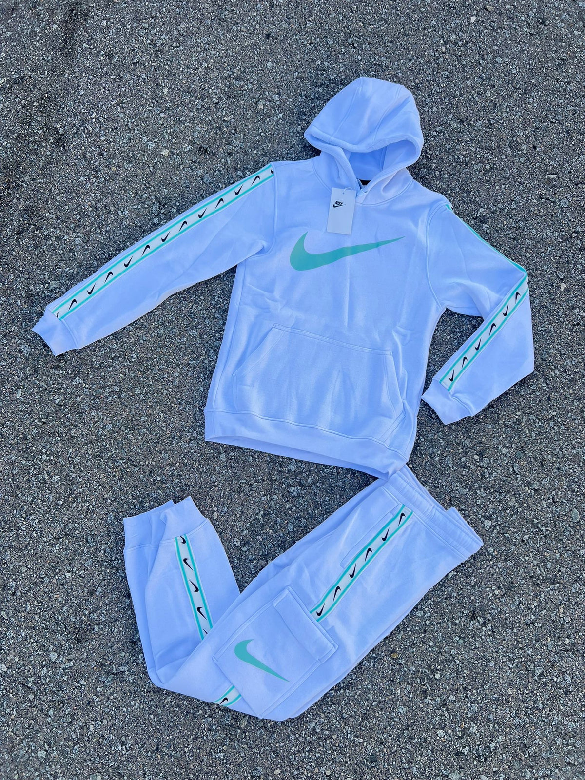 CHANDAL NIKE REPEAT
