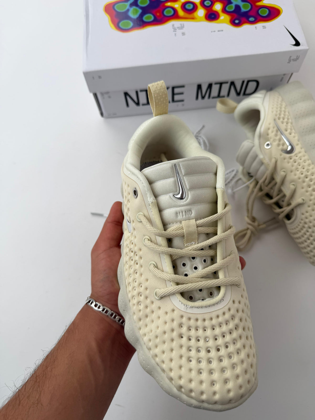 NIKE MIND 002