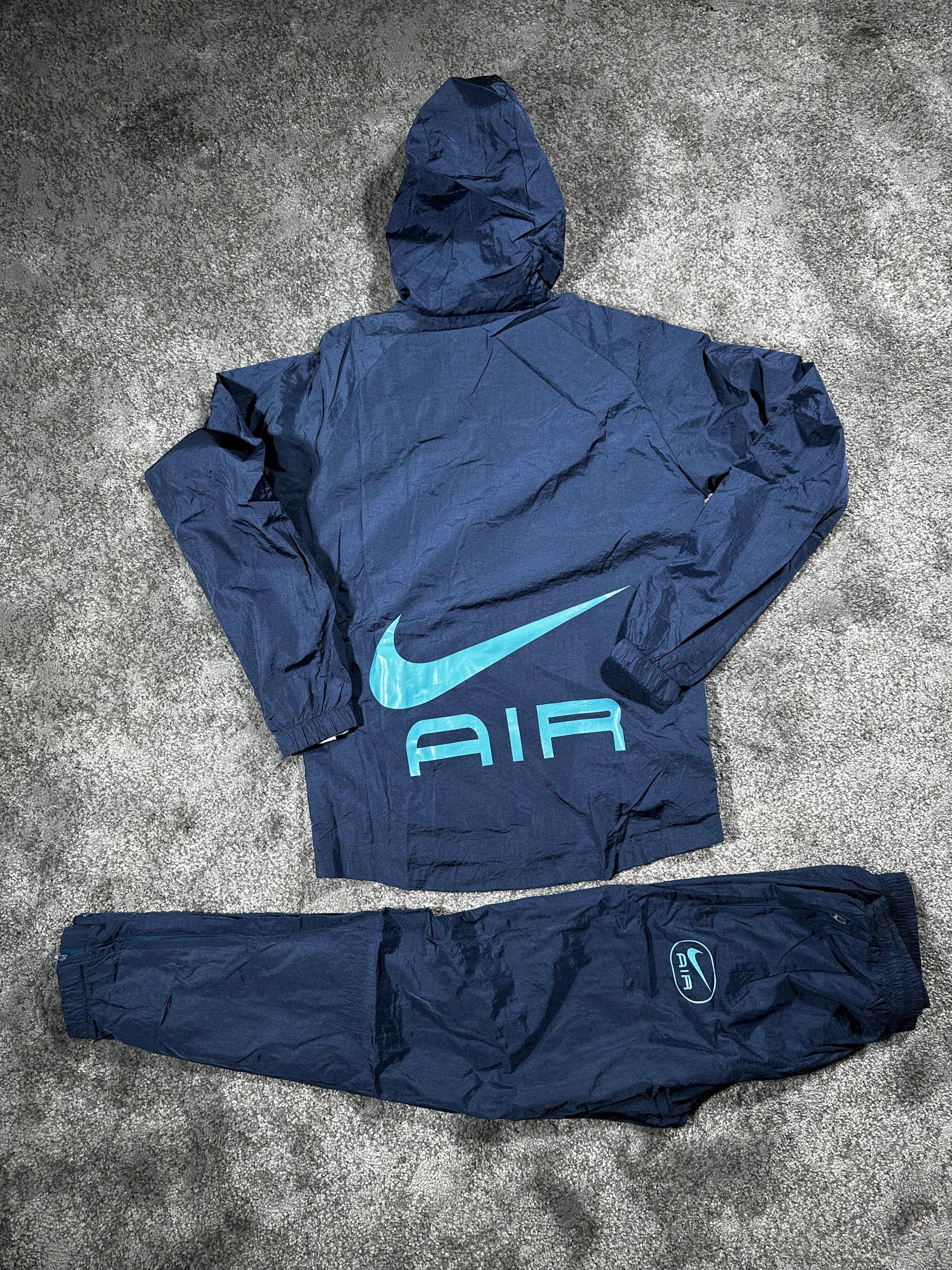 CHANDAL NIKE TN
