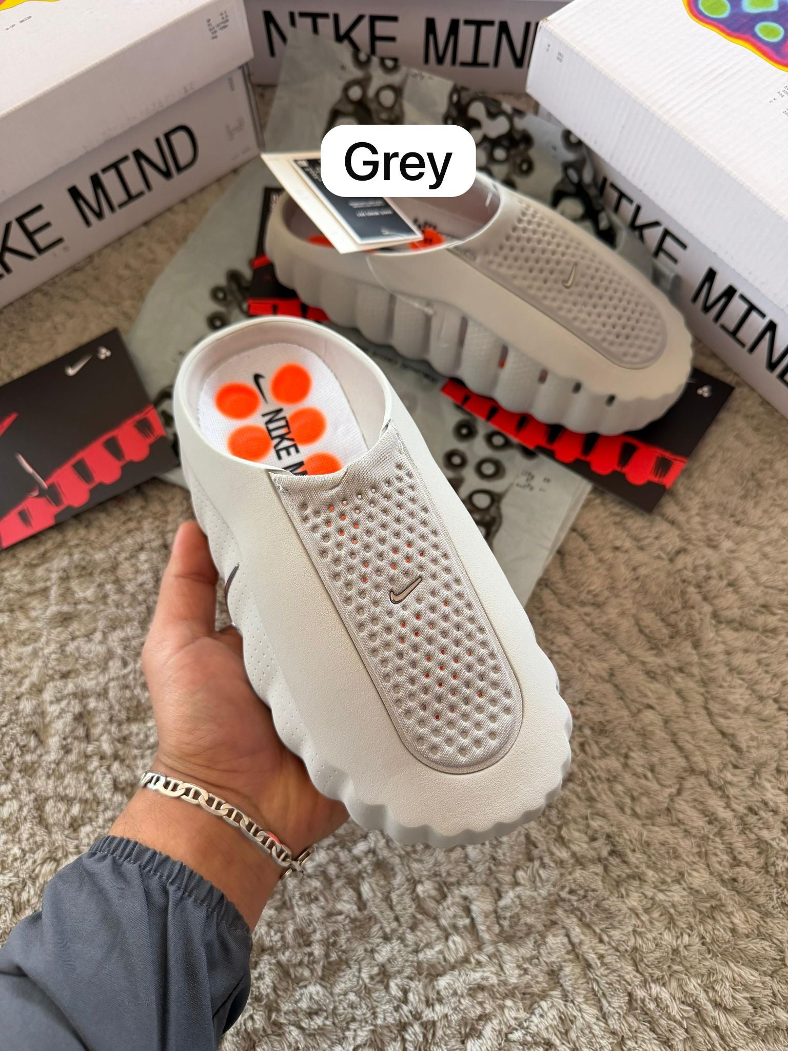 NIKE MIND 001