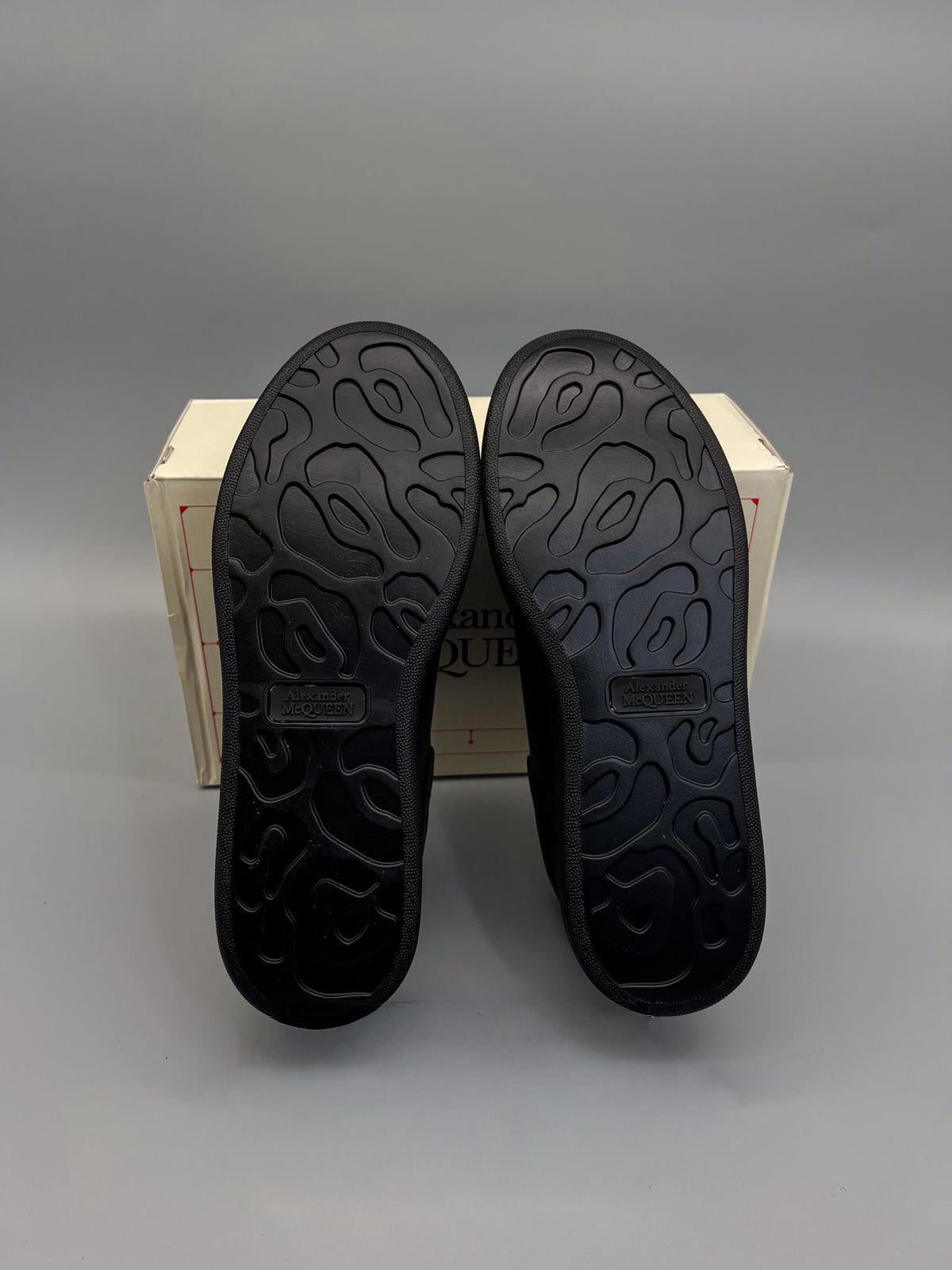ALEXANDER MCQUEEN