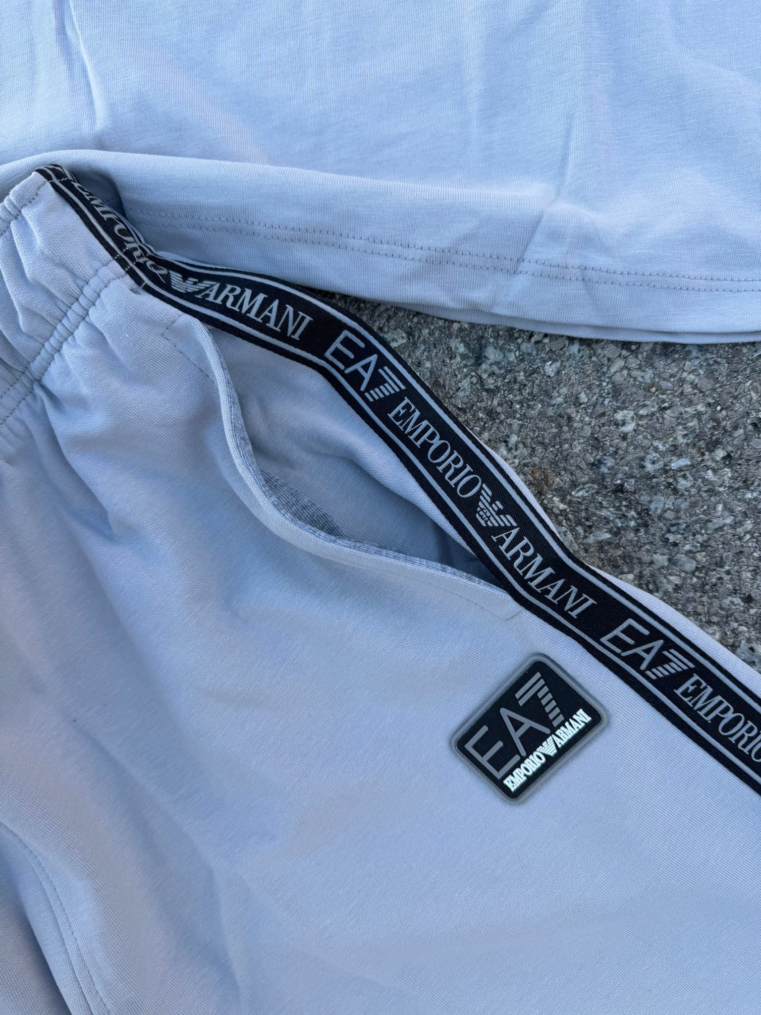 EMPORIO ARMANI CONJUNTO CORTO