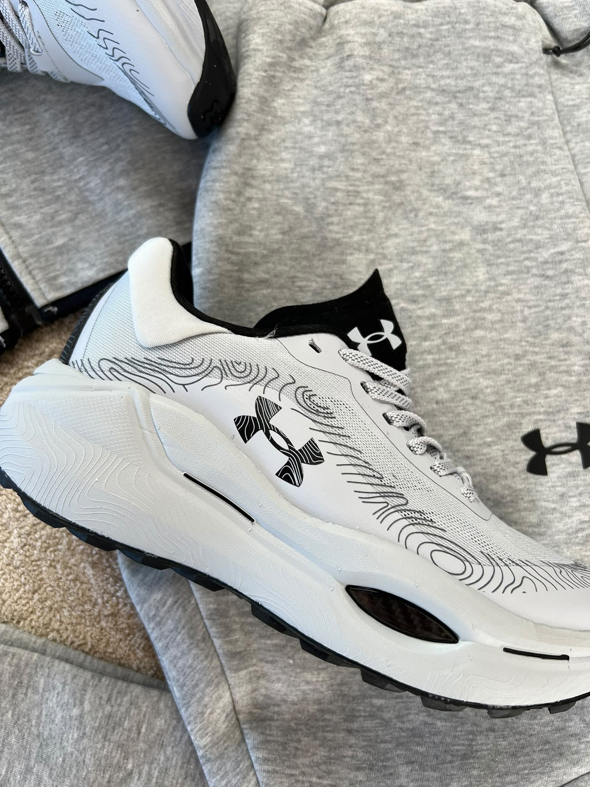 ZAPAS UNDER ARMOUR