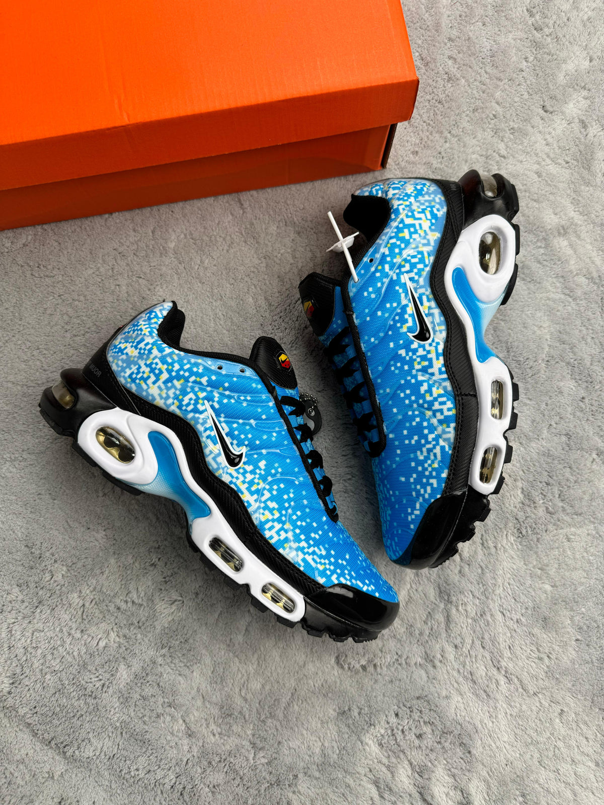 NIKE TN