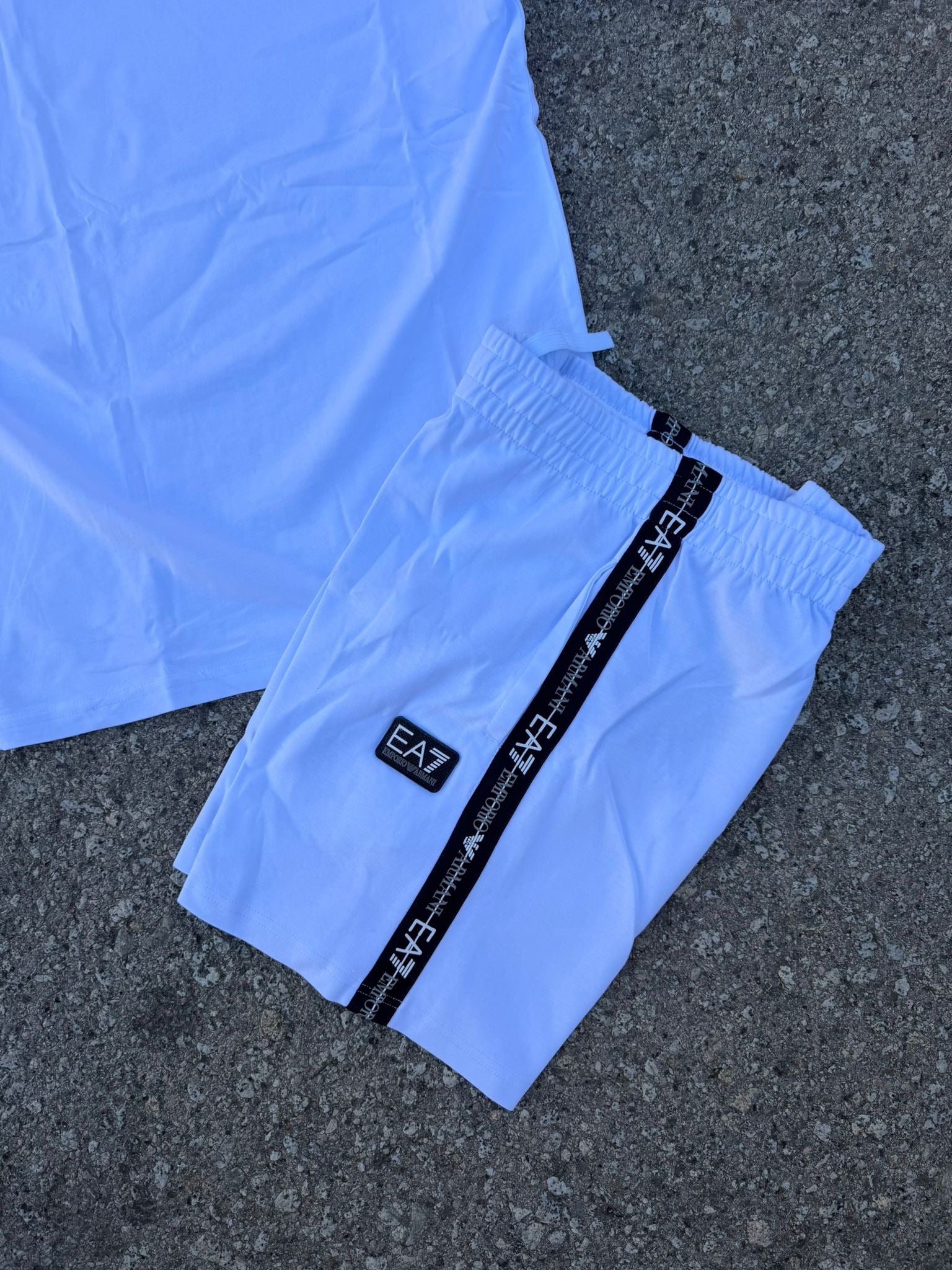 EMPORIO ARMANI CONJUNTO CORTO