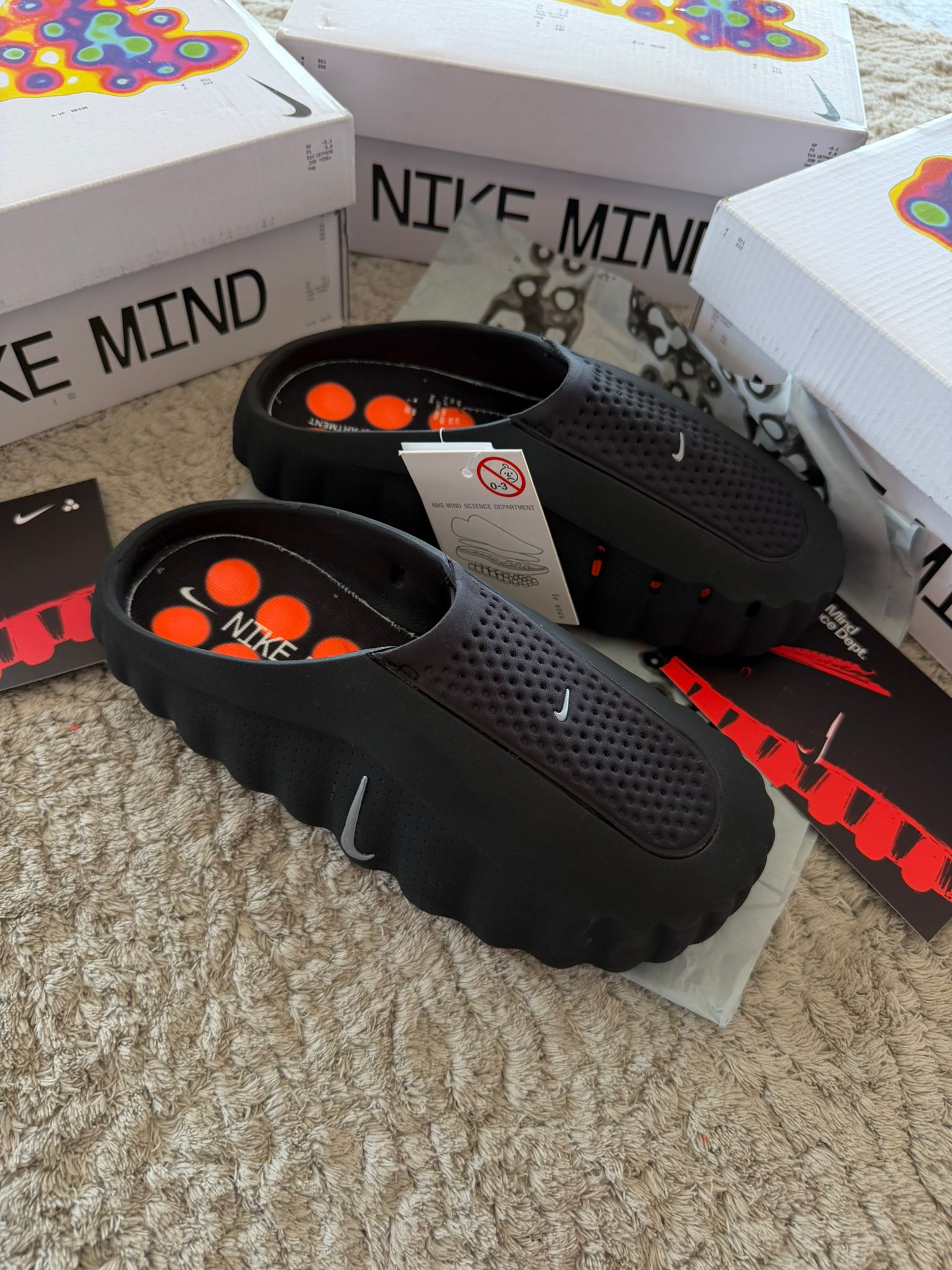NIKE MIND 001