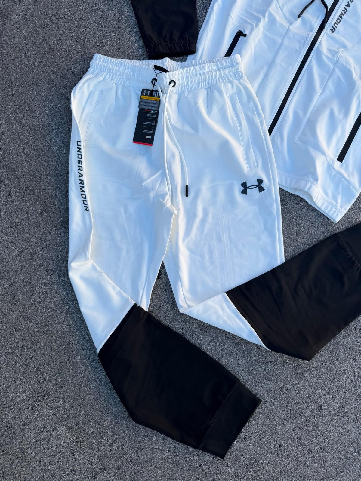 UNDER ARMOUR CHANDAL