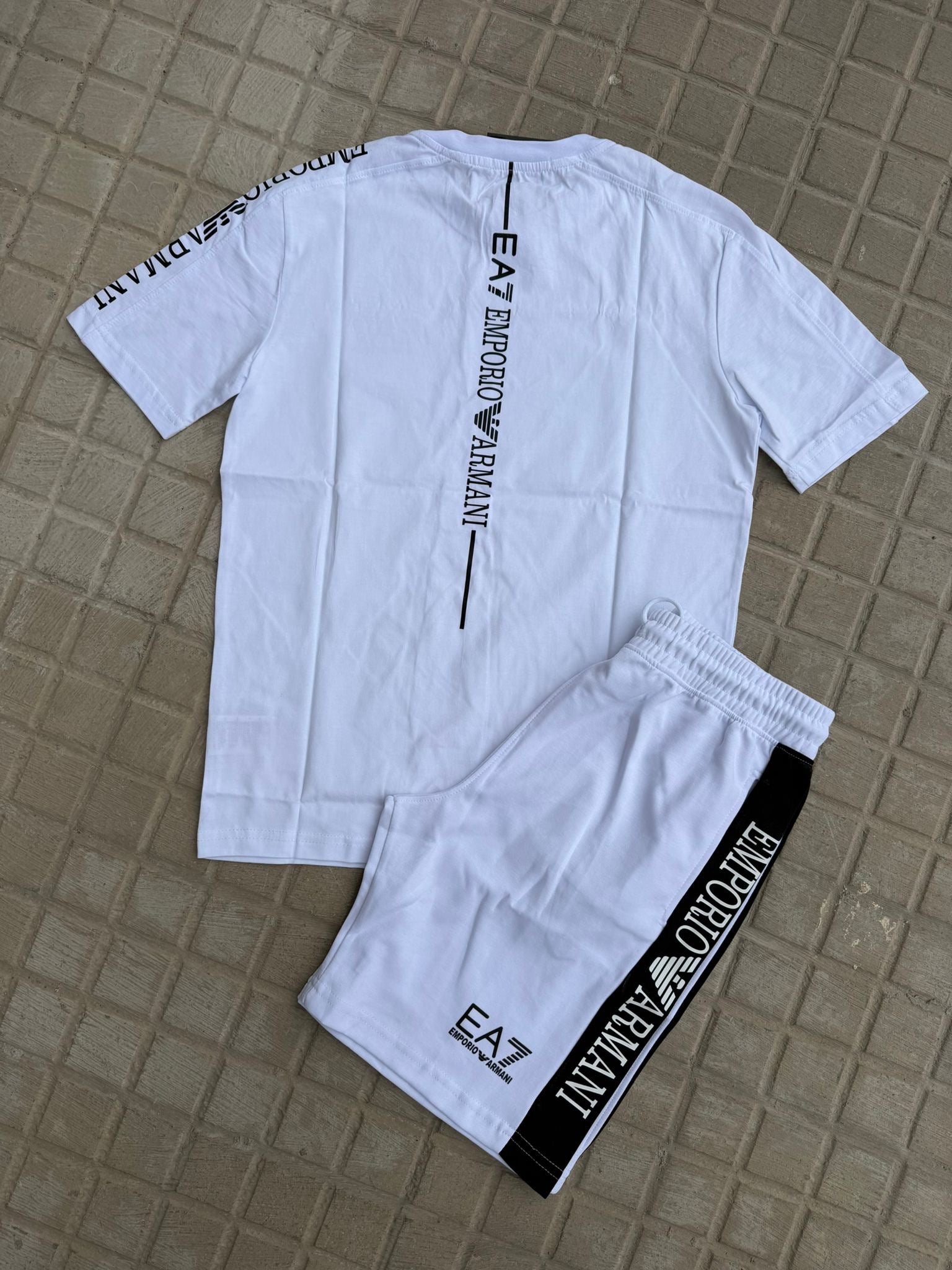EMPORIO ARMANI CONJUNTO CORTO