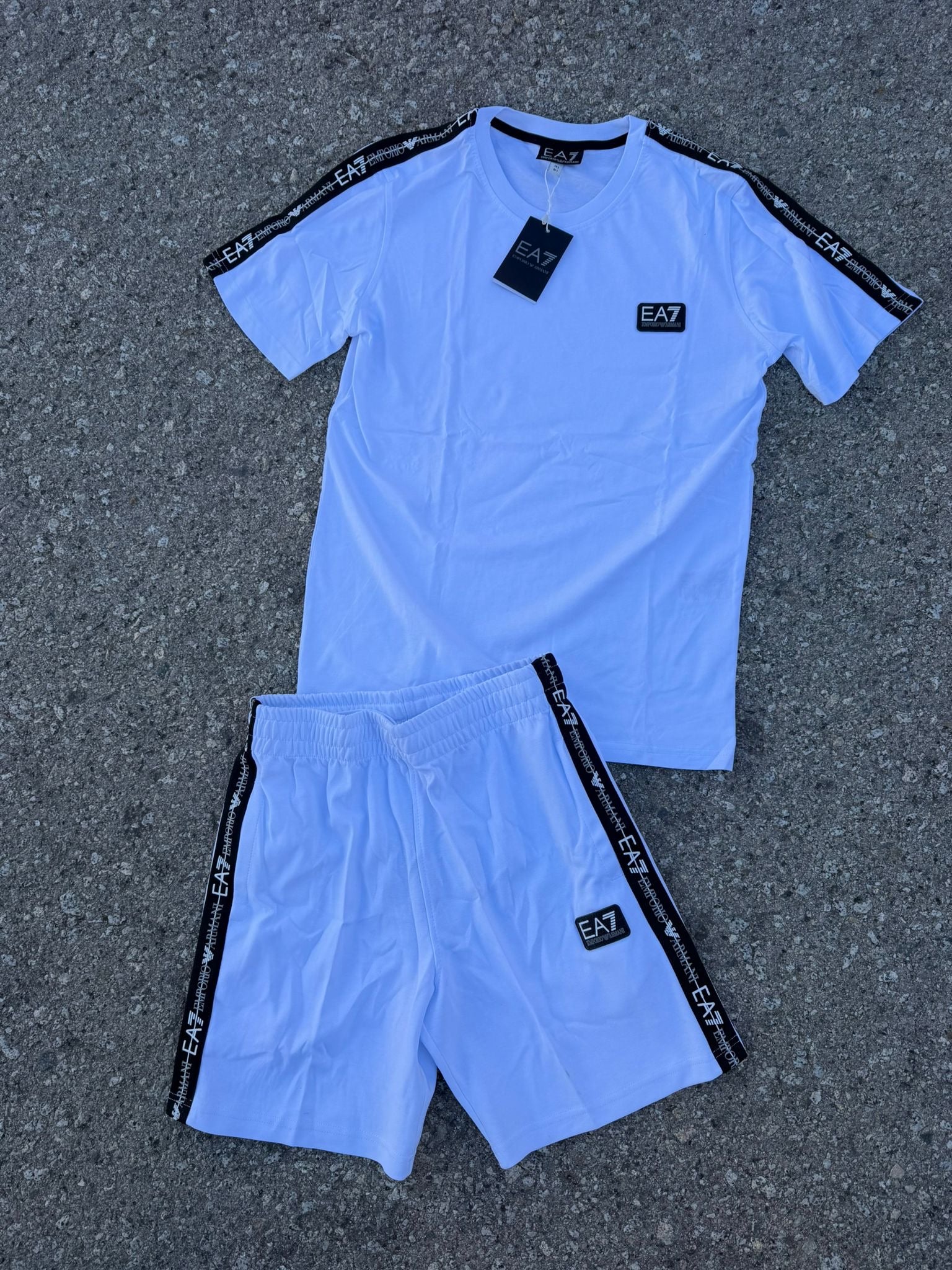 EMPORIO ARMANI CONJUNTO CORTO