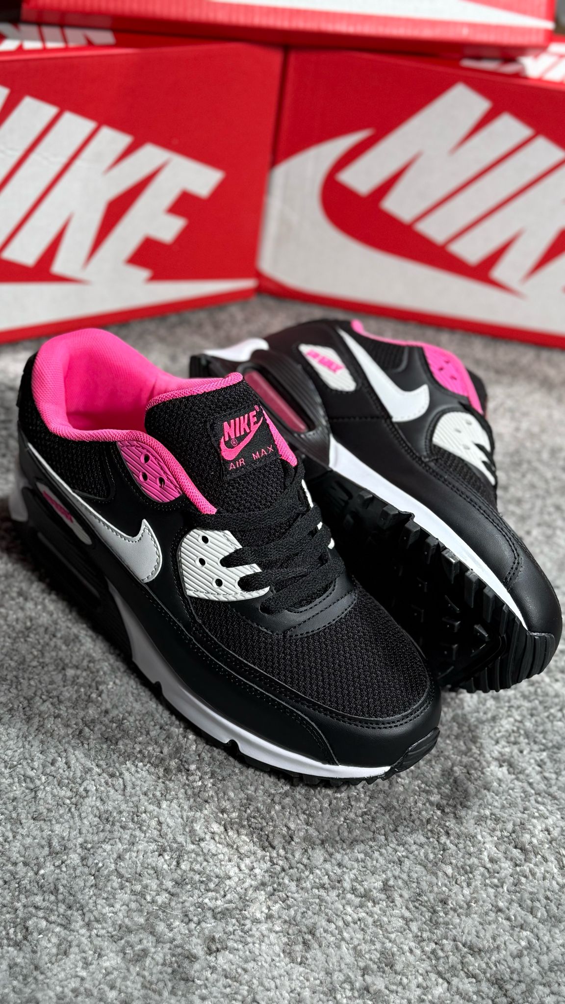 NIKE AIRMAX