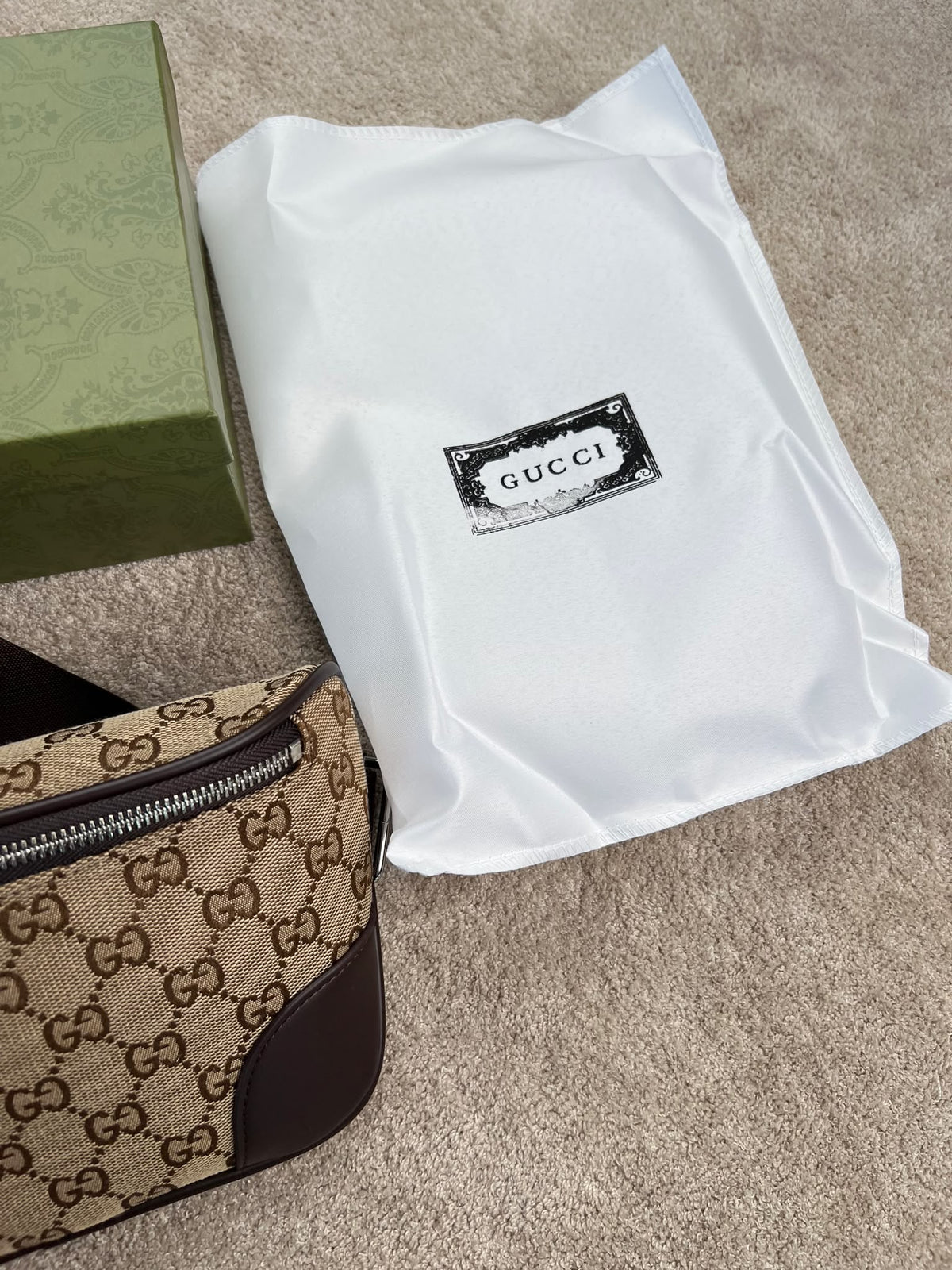 RIÑONERA GUCCI