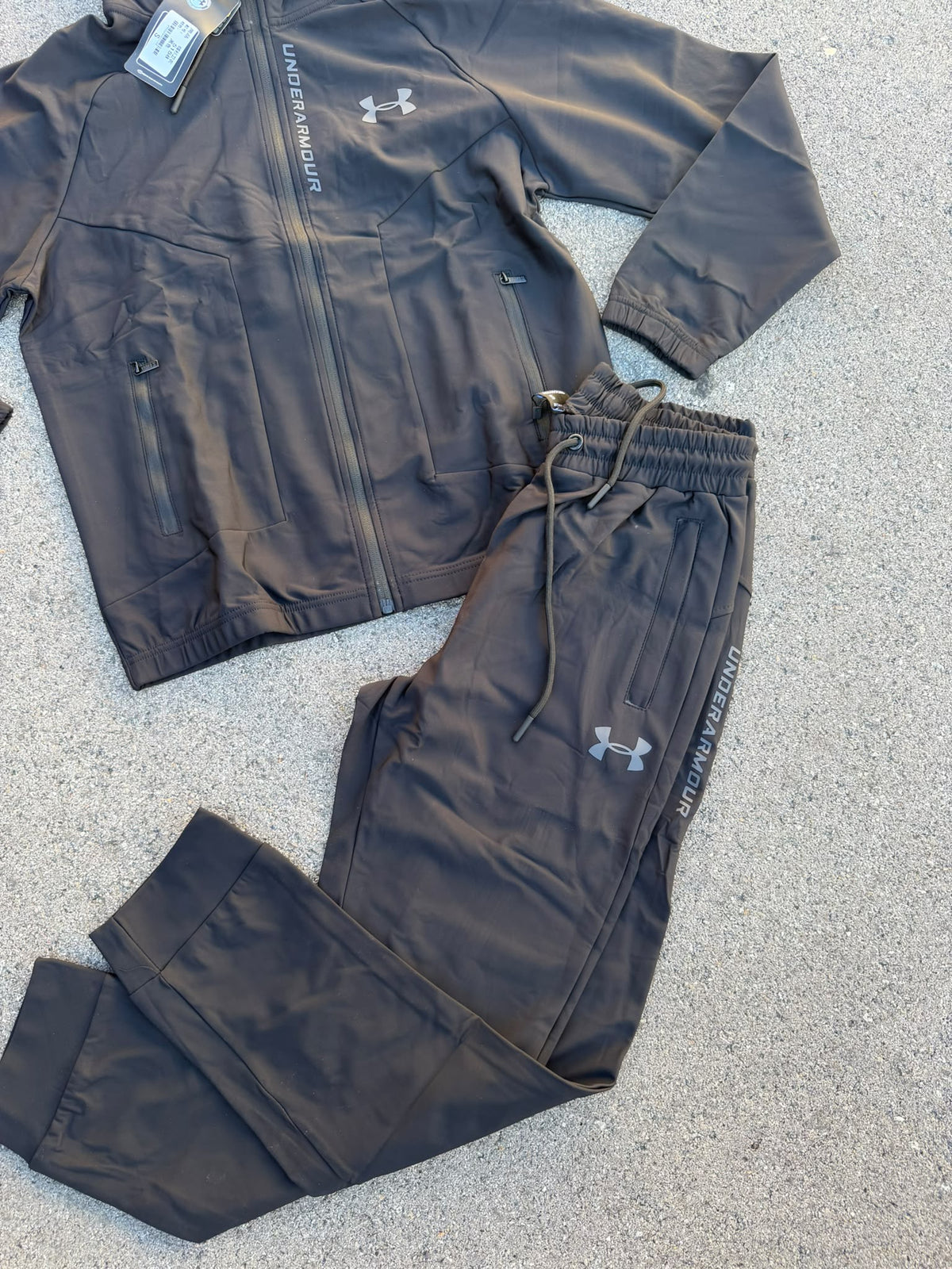 UNDER ARMOUR CHANDAL