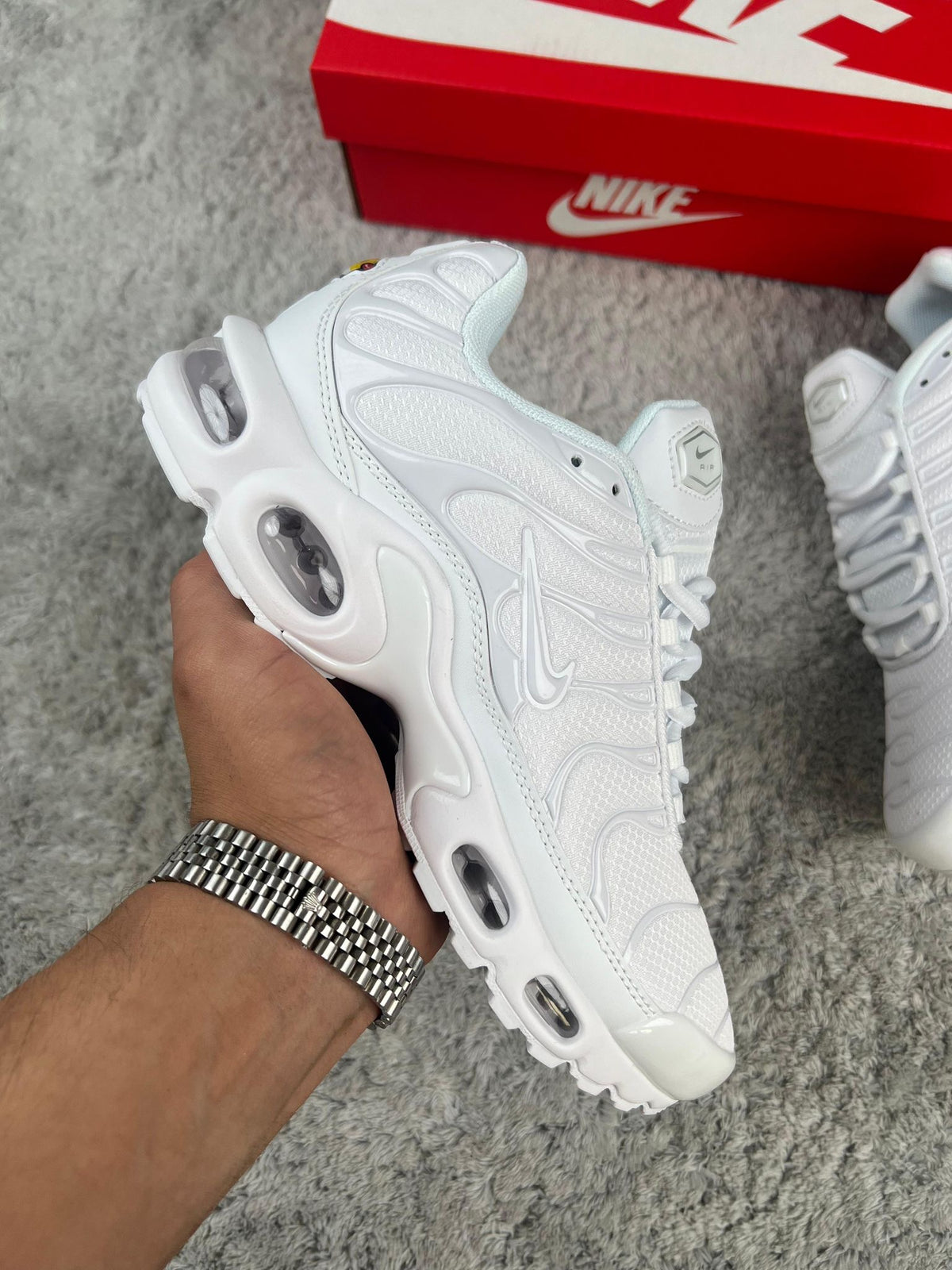 NIKE TN