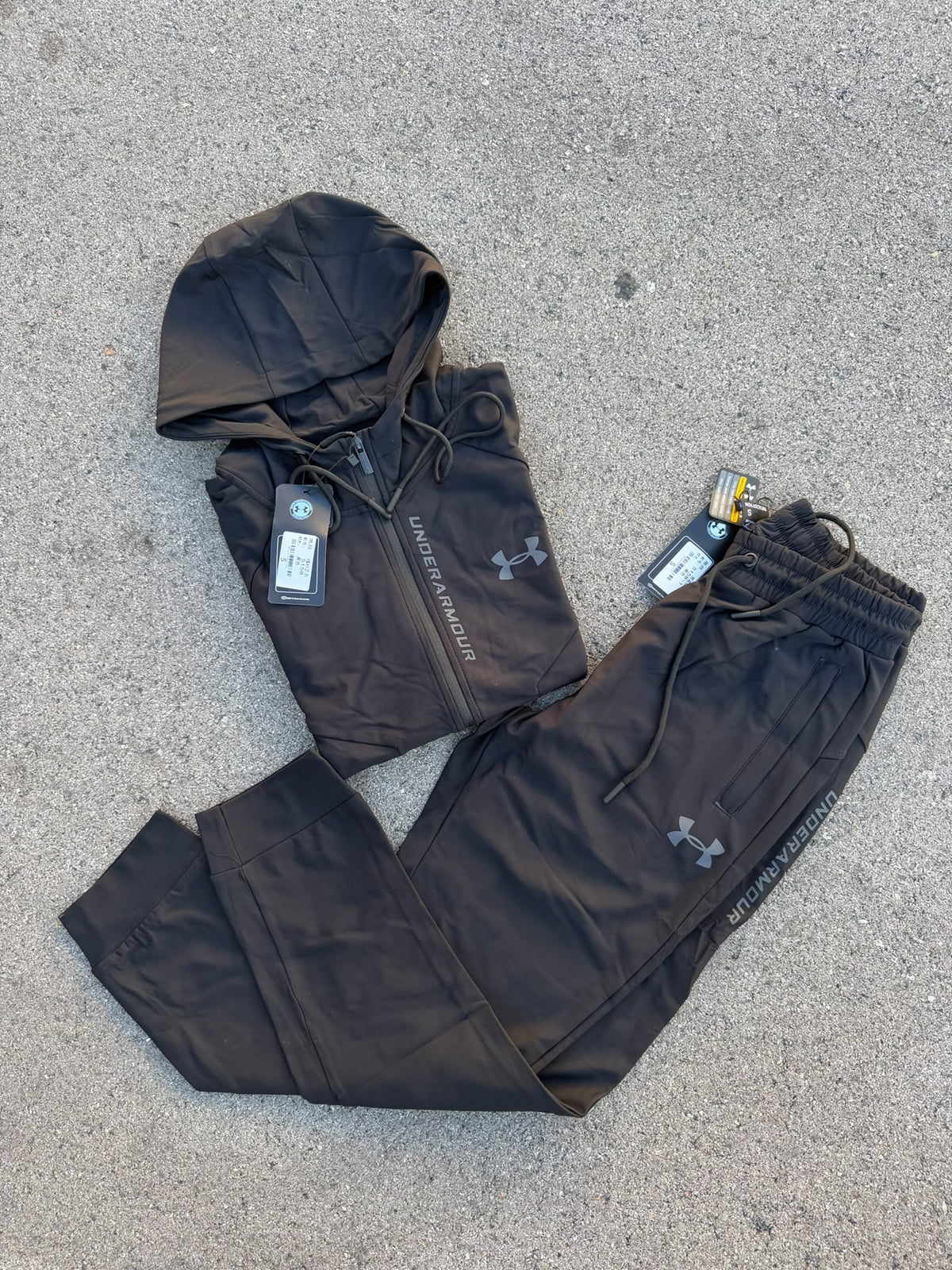 UNDER ARMOUR CHANDAL