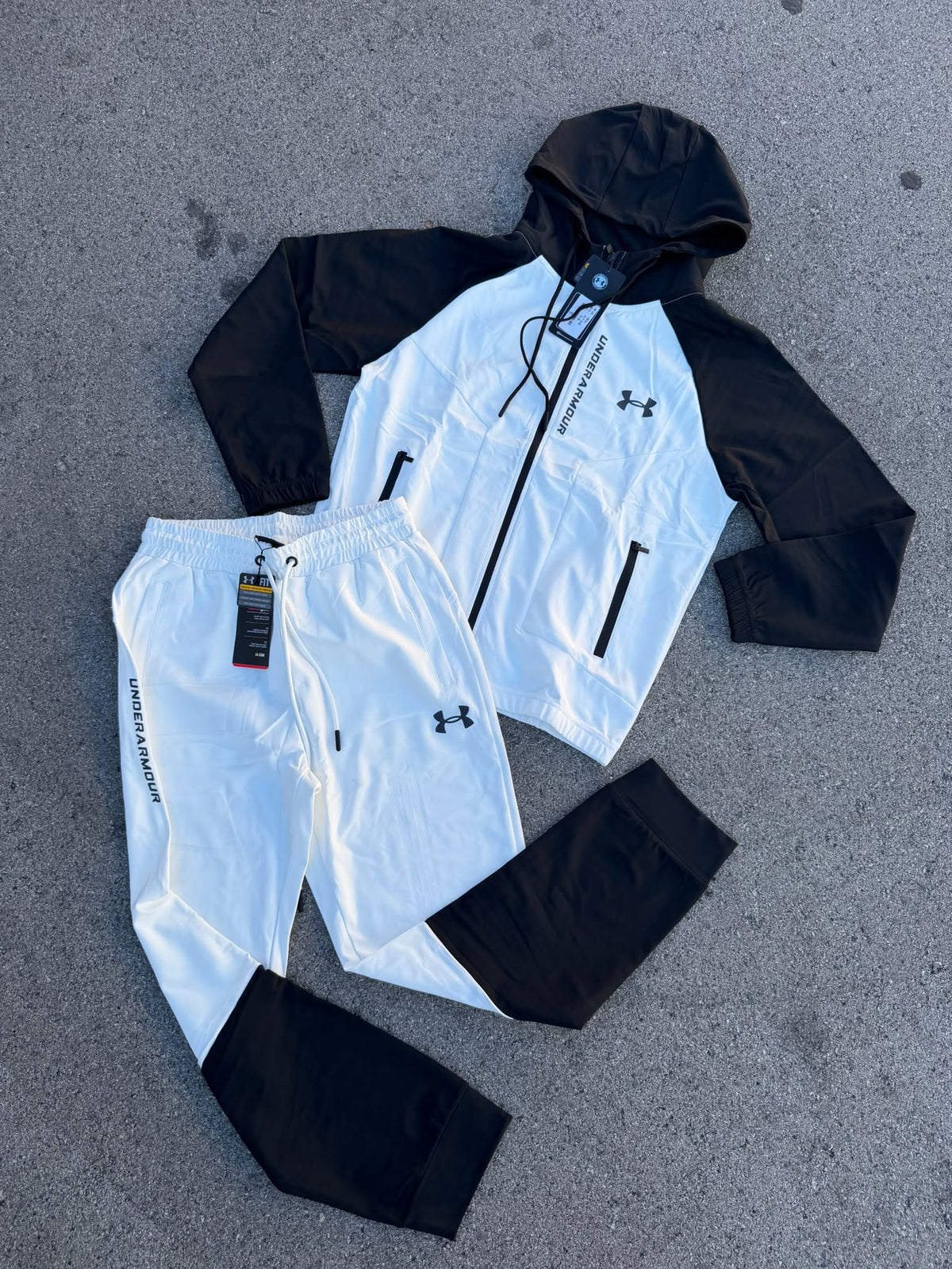 UNDER ARMOUR CHANDAL