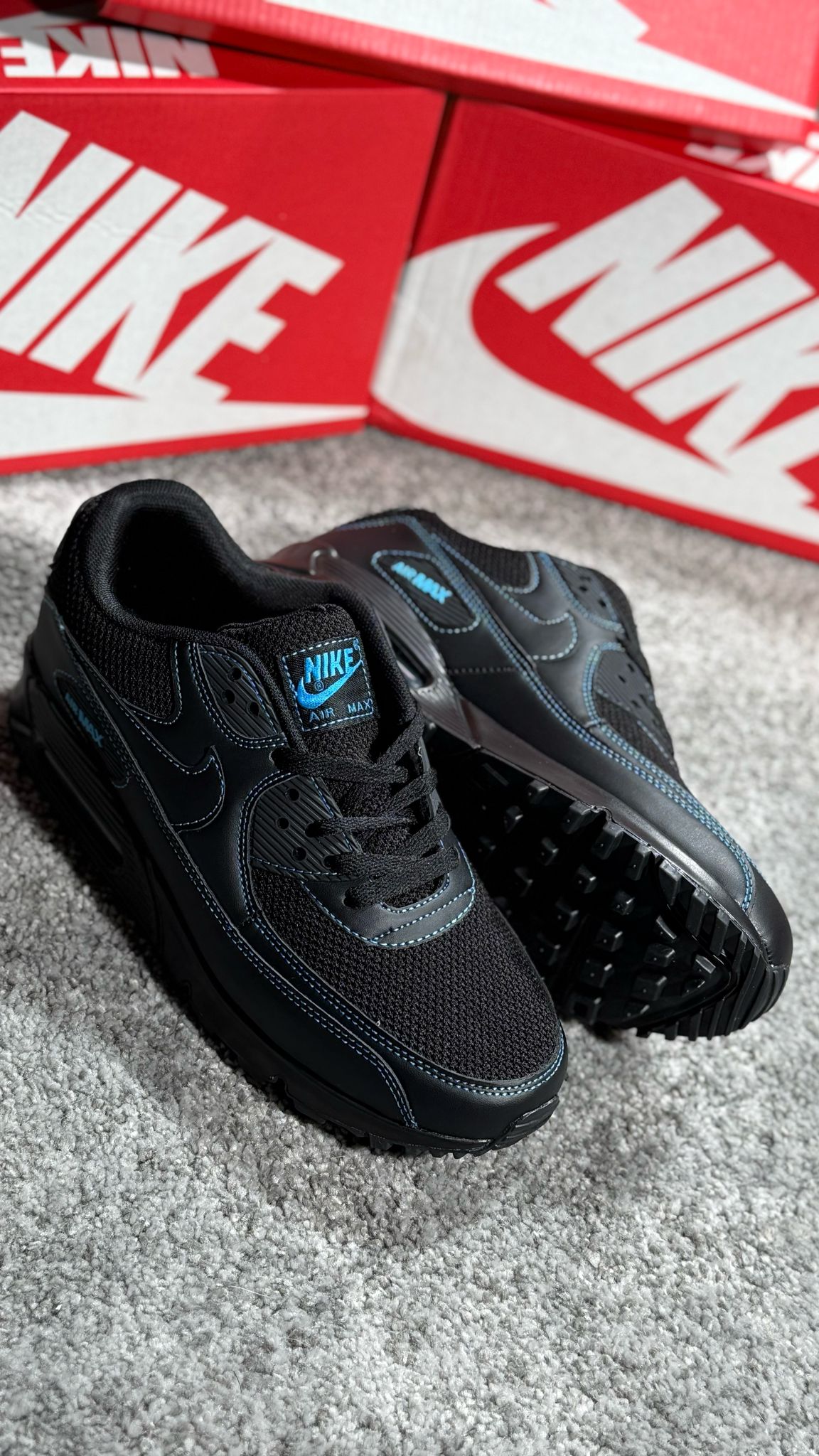 NIKE AIRMAX