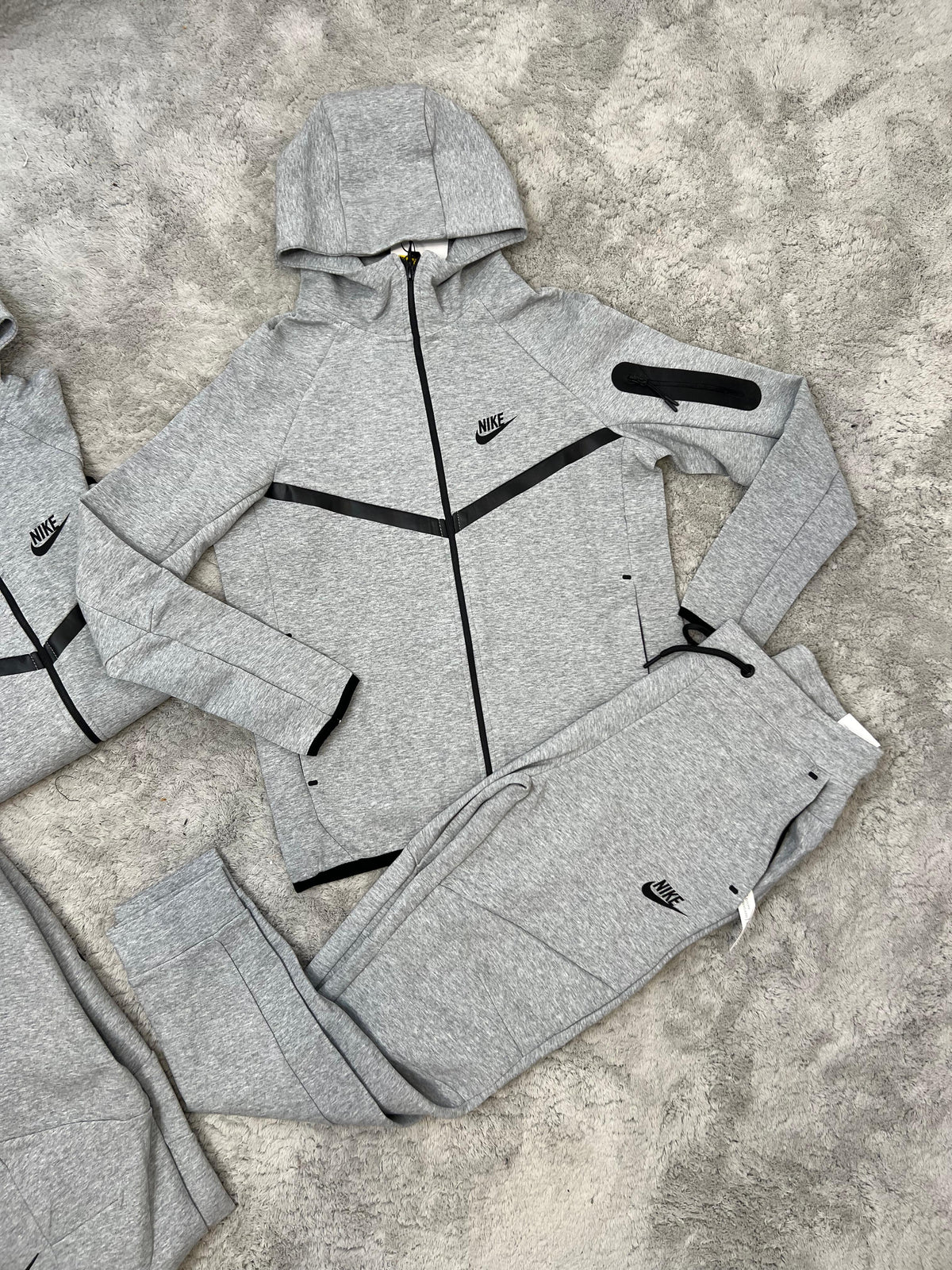 CHANDAL NIKE TECH
