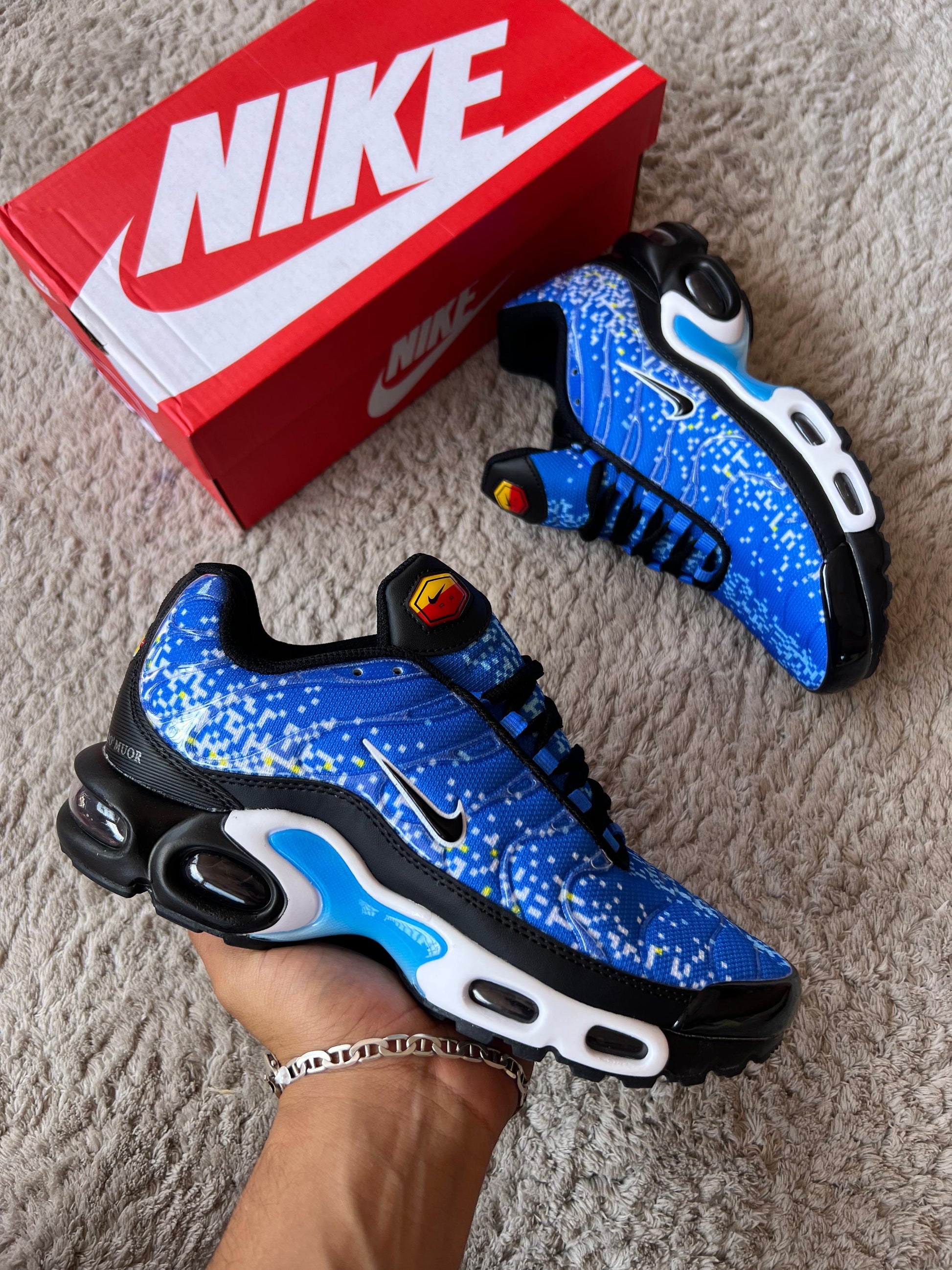 NIKE TN