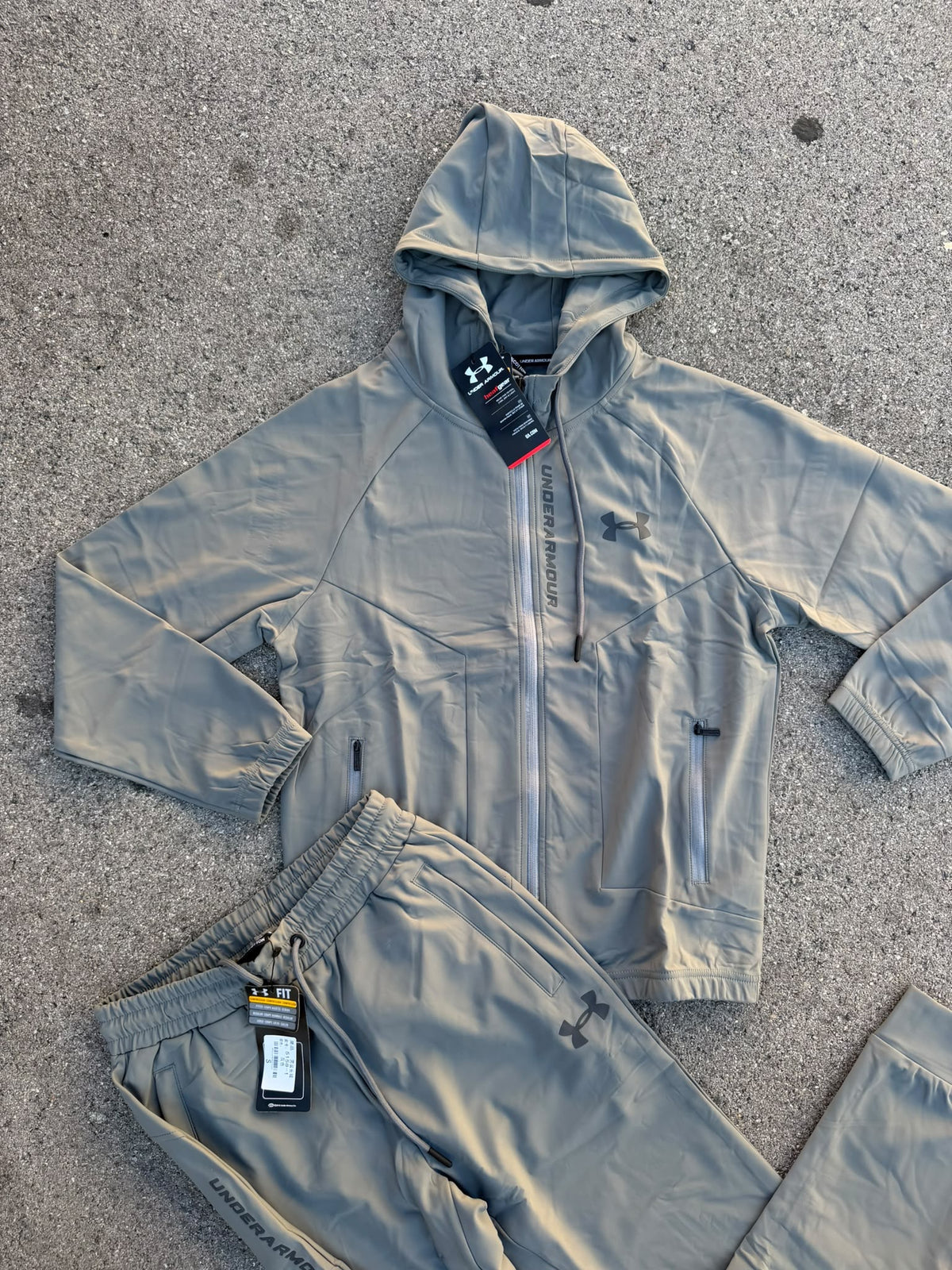 UNDER ARMOUR CHANDAL