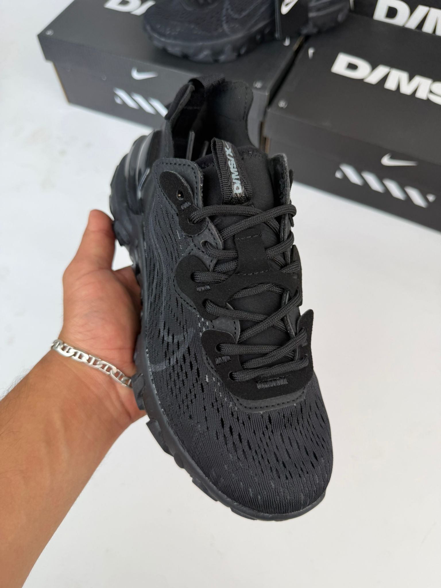 NIKE REACT VISION